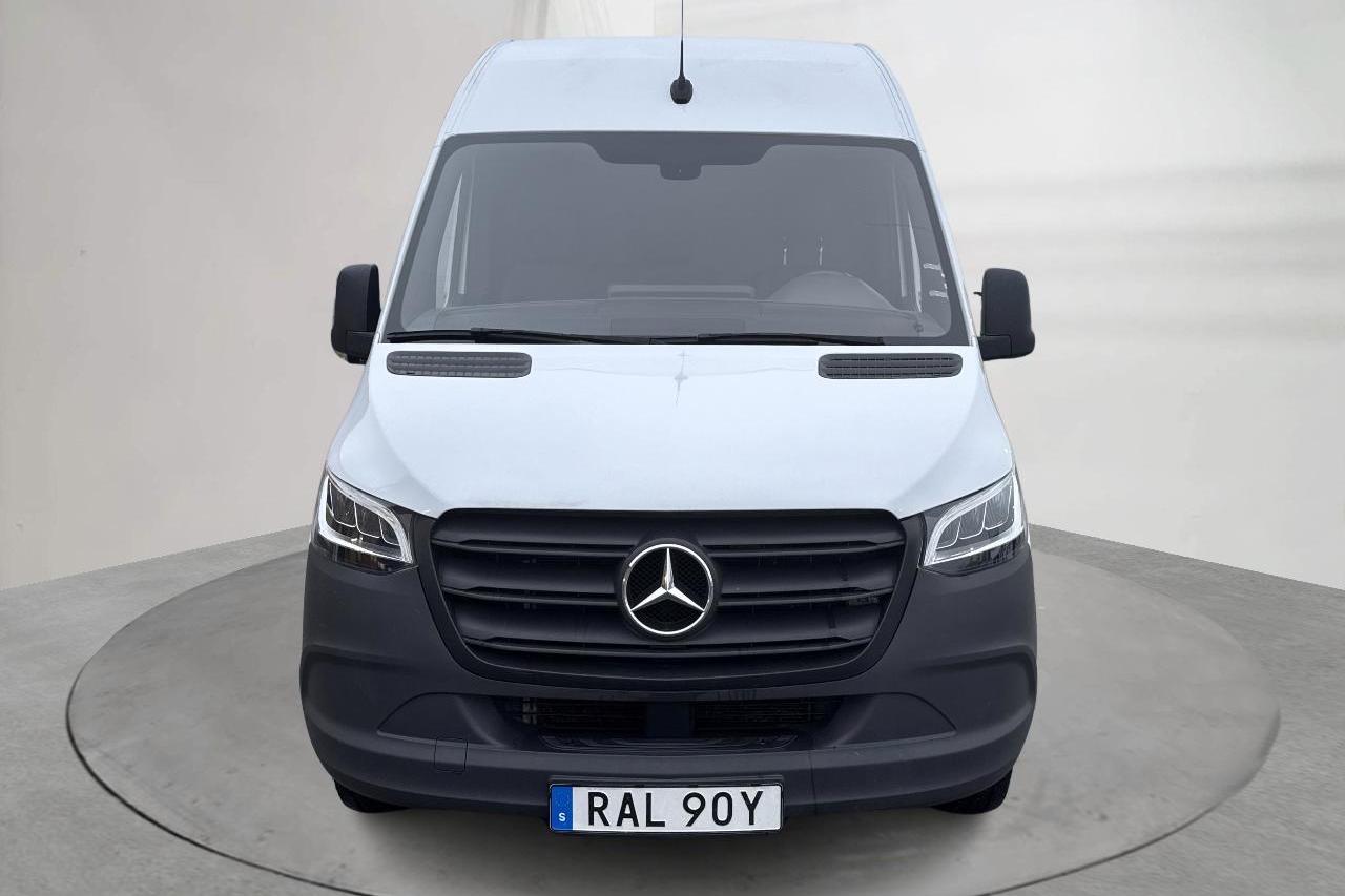 Mercedes Sprinter 317 CDI Skåp RWD (170hk) - 5 480 mil - Automat - vit - 2023