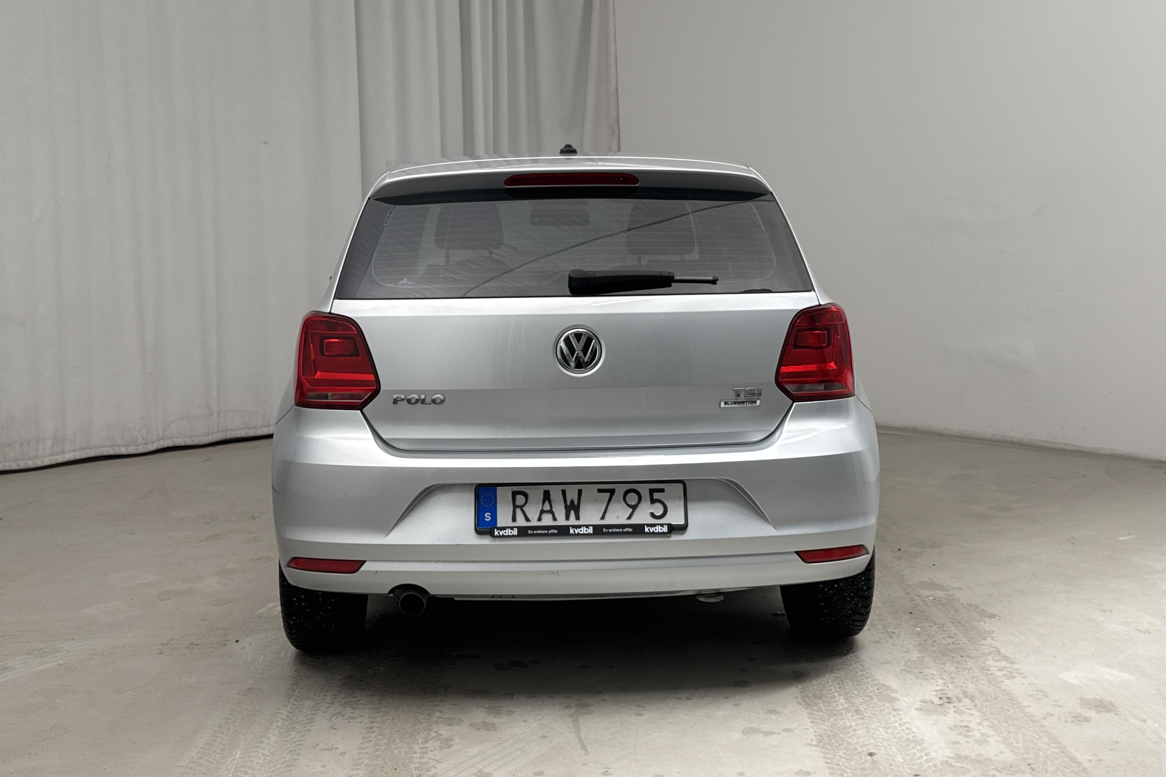 VW Polo 1.2 TSI 5dr (90hk) - 164 940 km - Automaatne - hõbe - 2017