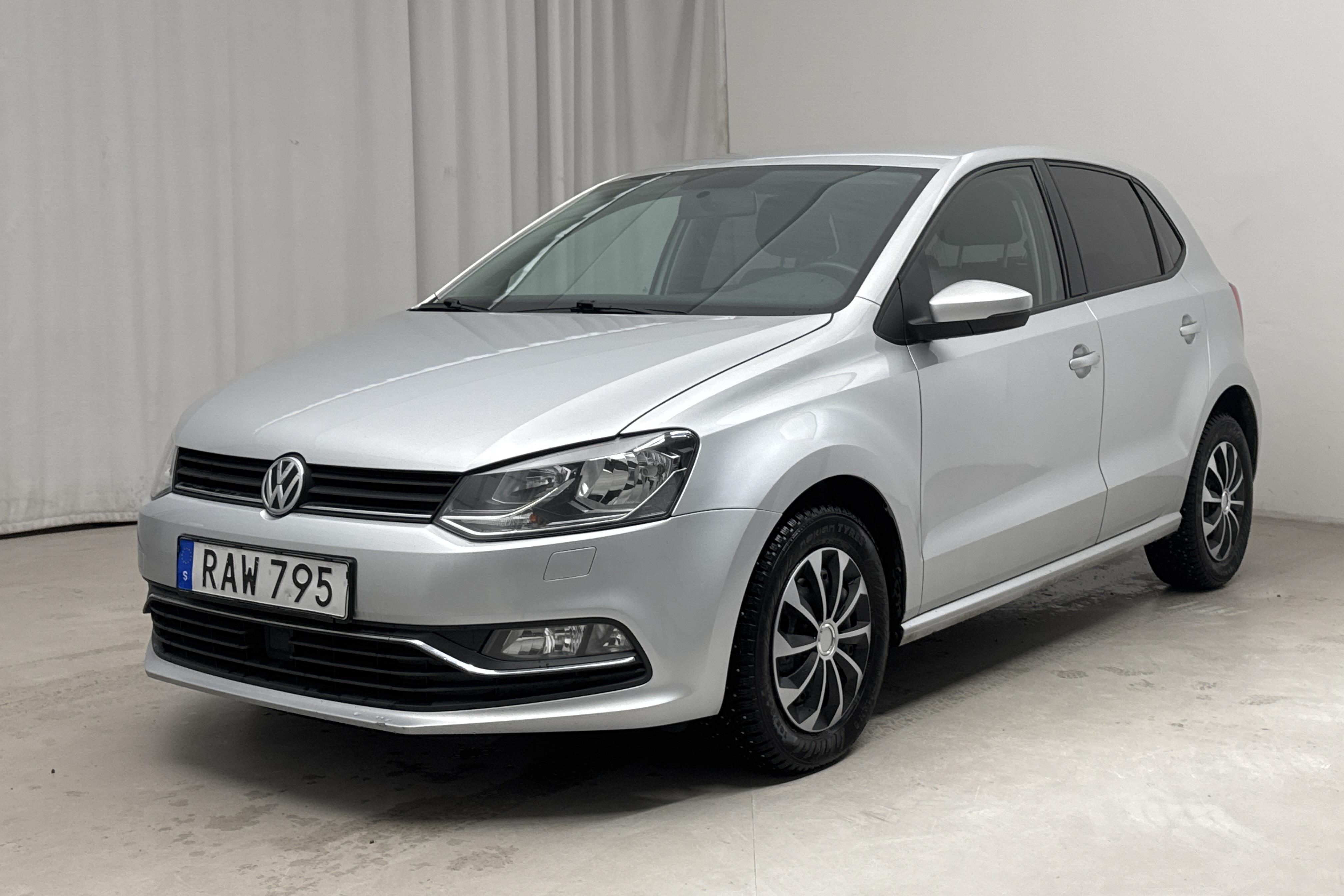 VW Polo 1.2 TSI 5dr (90hk) - 164 940 km - Automaatne - hõbe - 2017