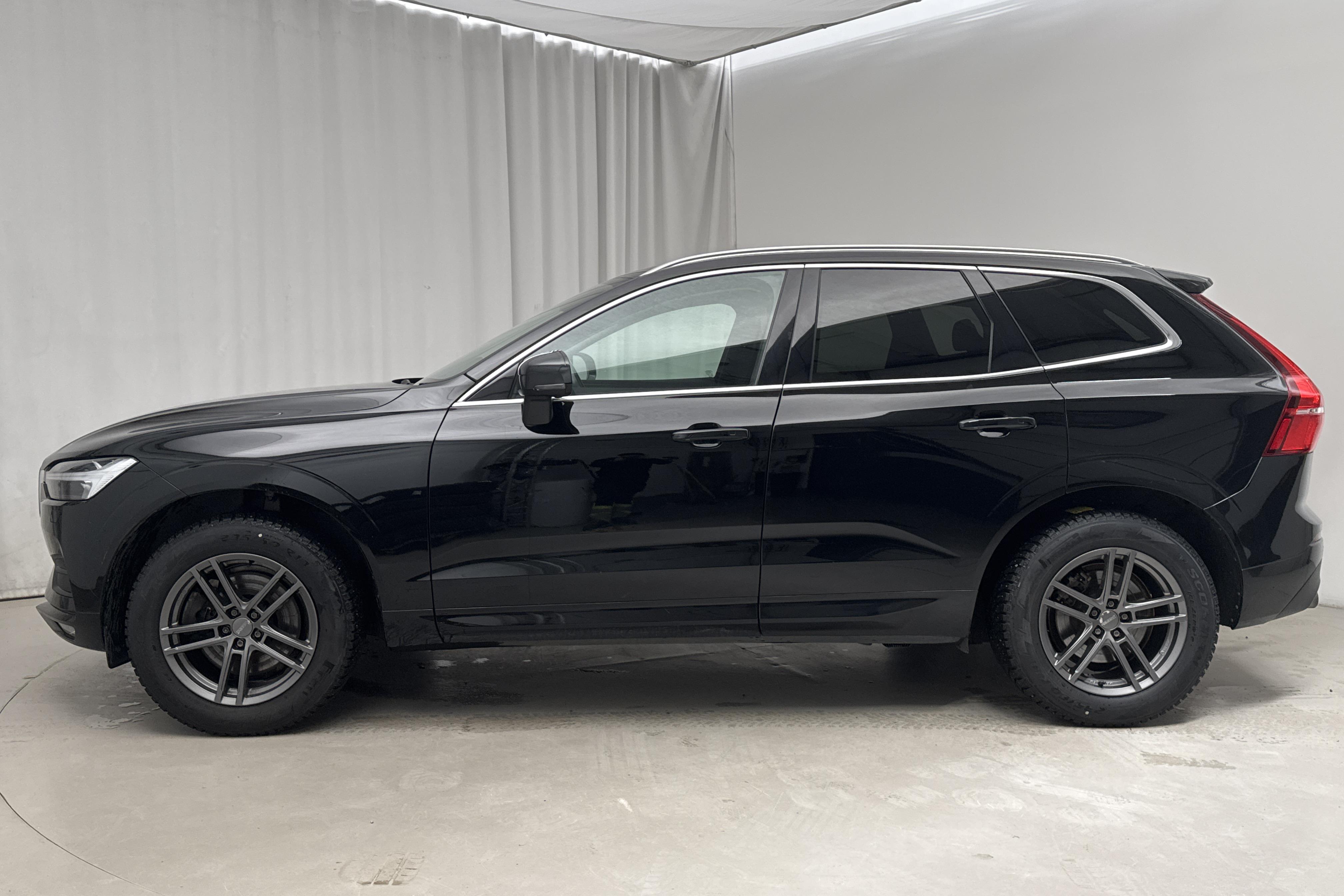 Volvo XC60 B4 AWD Mildhybrid, Diesel (197hk) - 108 750 km - Automaattinen - musta - 2021