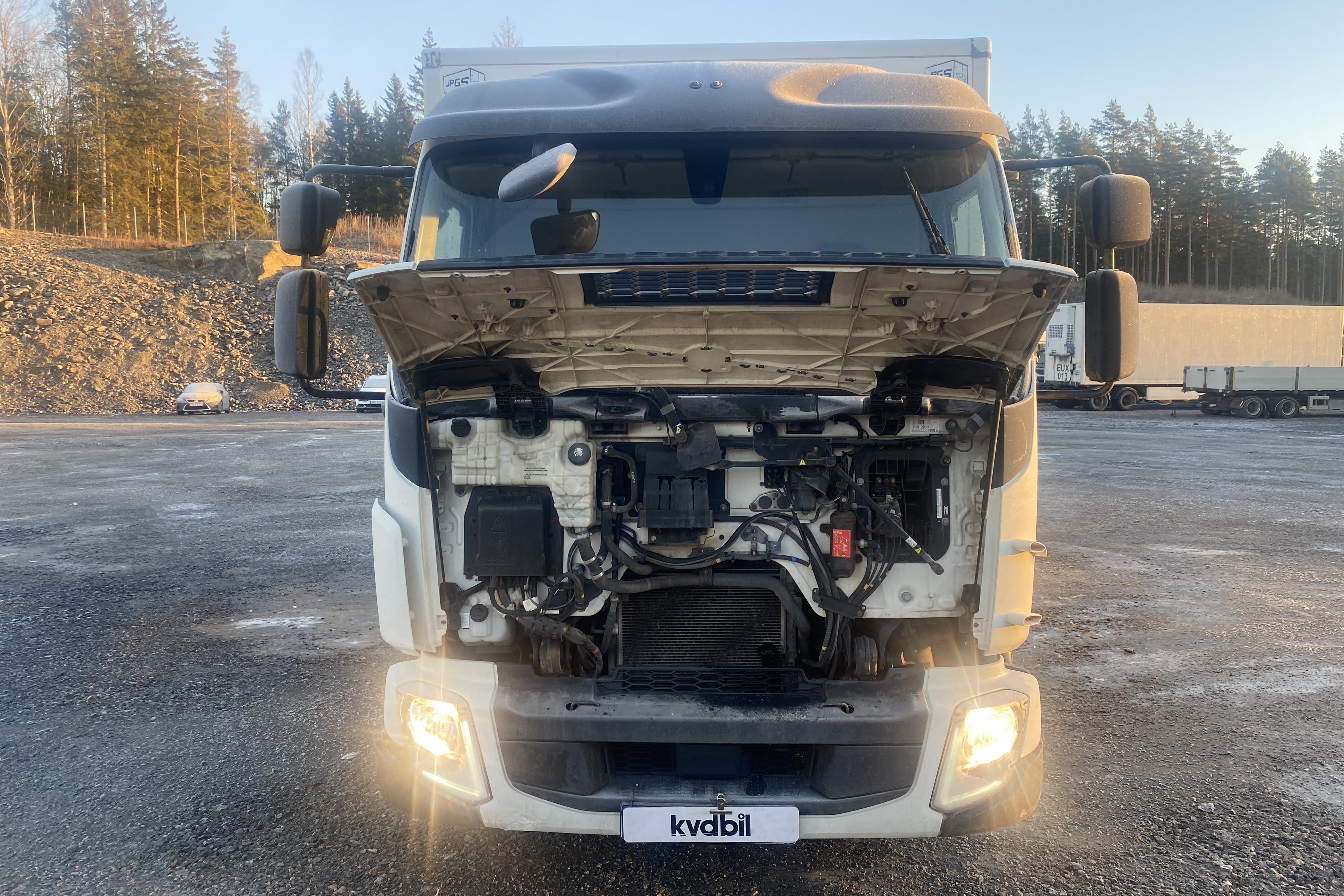 Volvo FL250 - 316 636 km - Automat - vit - 2017