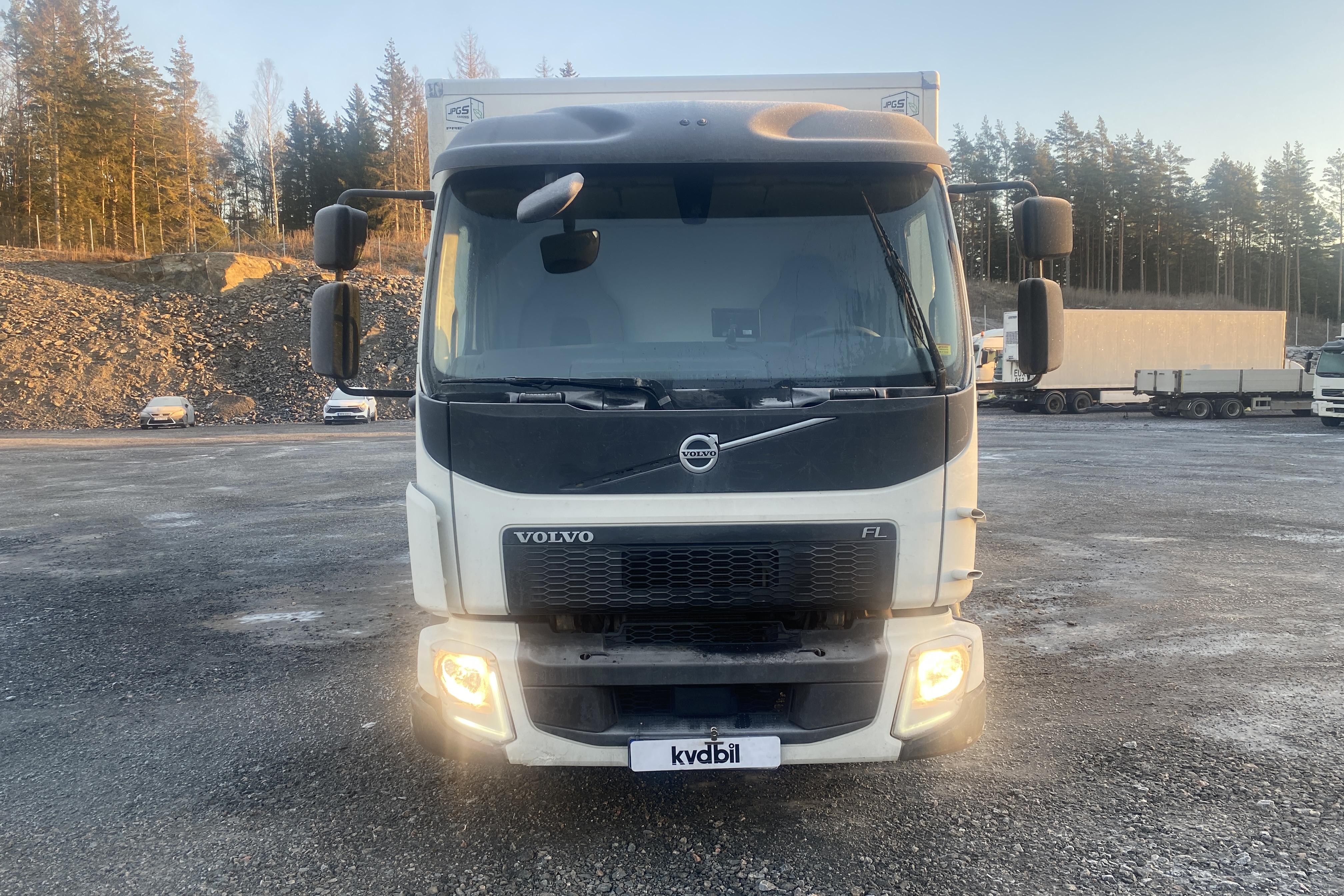 Volvo FL250 - 316 636 km - Automat - vit - 2017