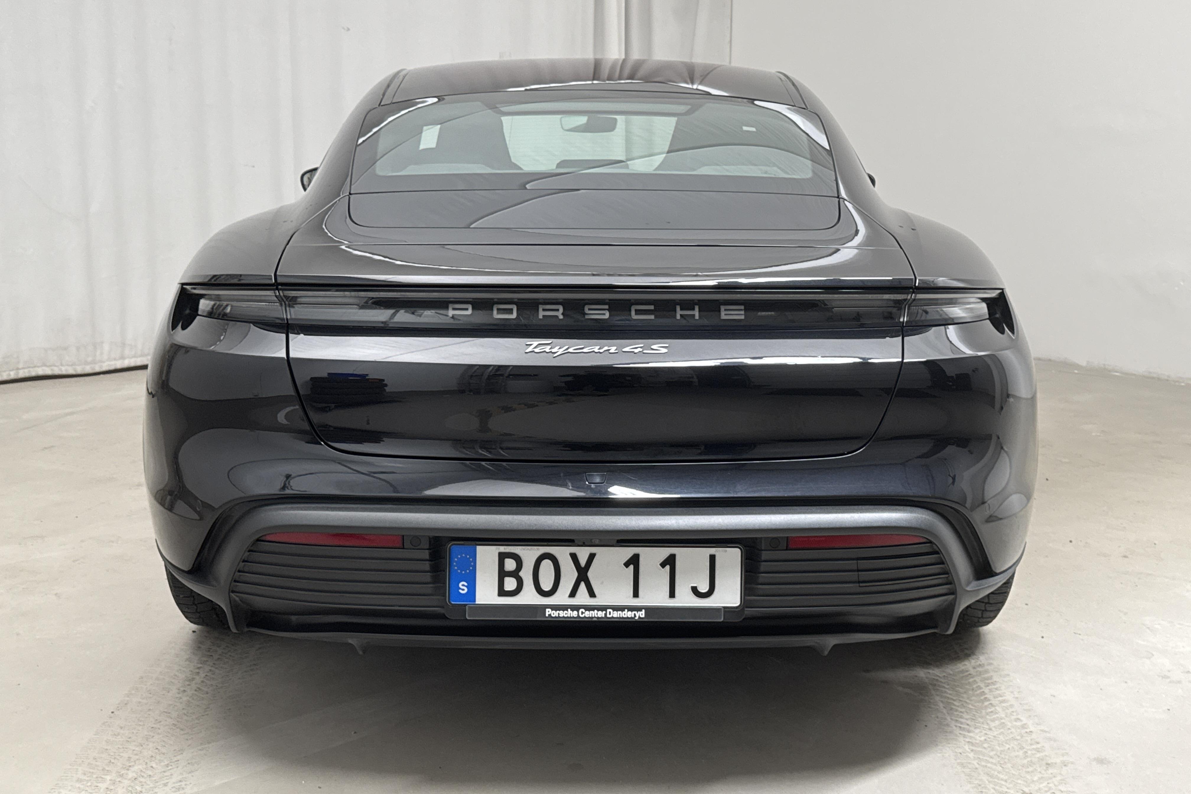 Porsche Taycan 4S (530hk) - 5 884 mil - Automat - svart - 2021