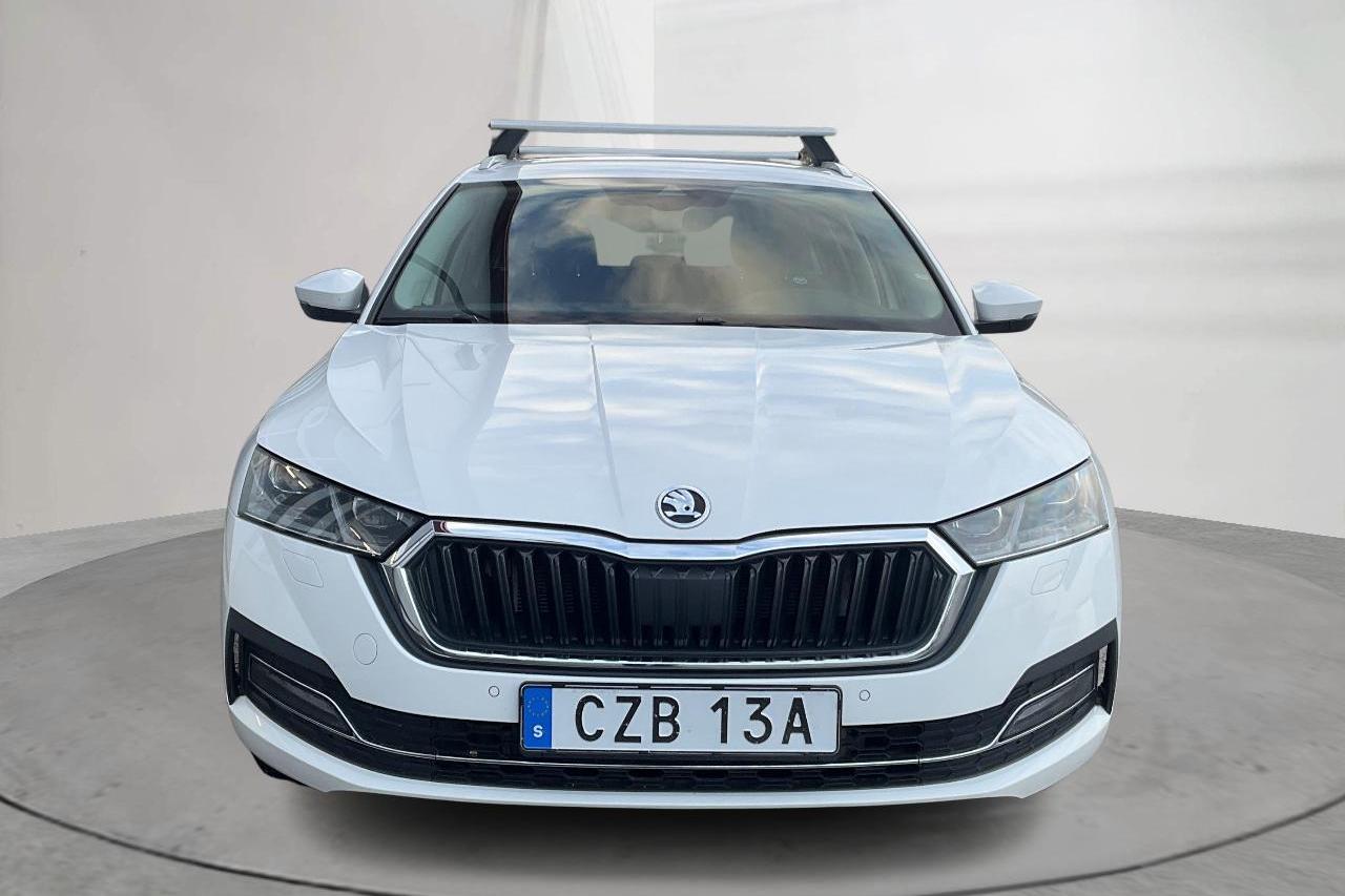 Skoda Octavia 1.4 iV PHEV Combi (204hk) - 12 545 mil - Automat - vit - 2021