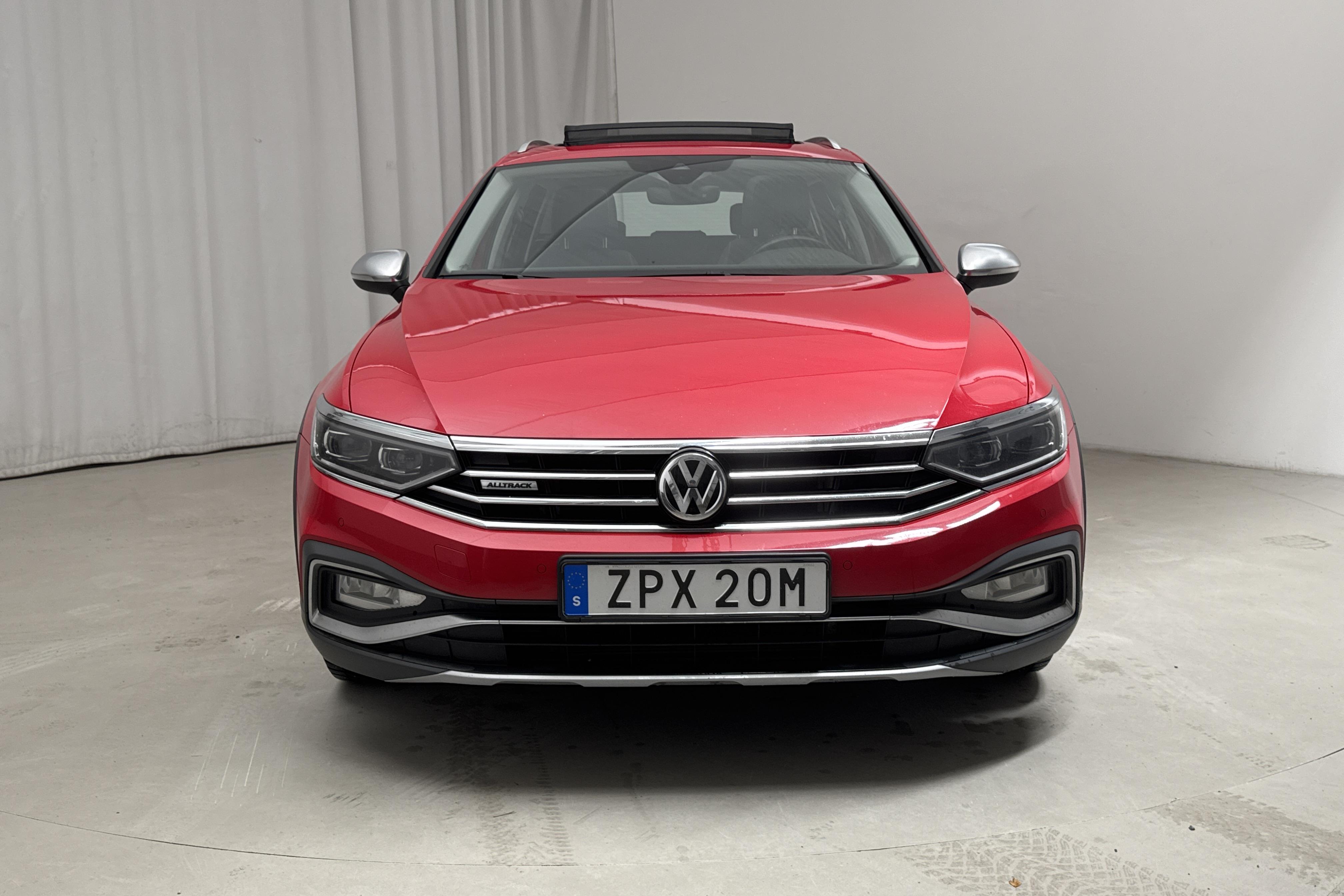 VW Passat Alltrack 2.0 TDI 4MOTION (190hk) - 185 740 km - Automatic - red - 2020