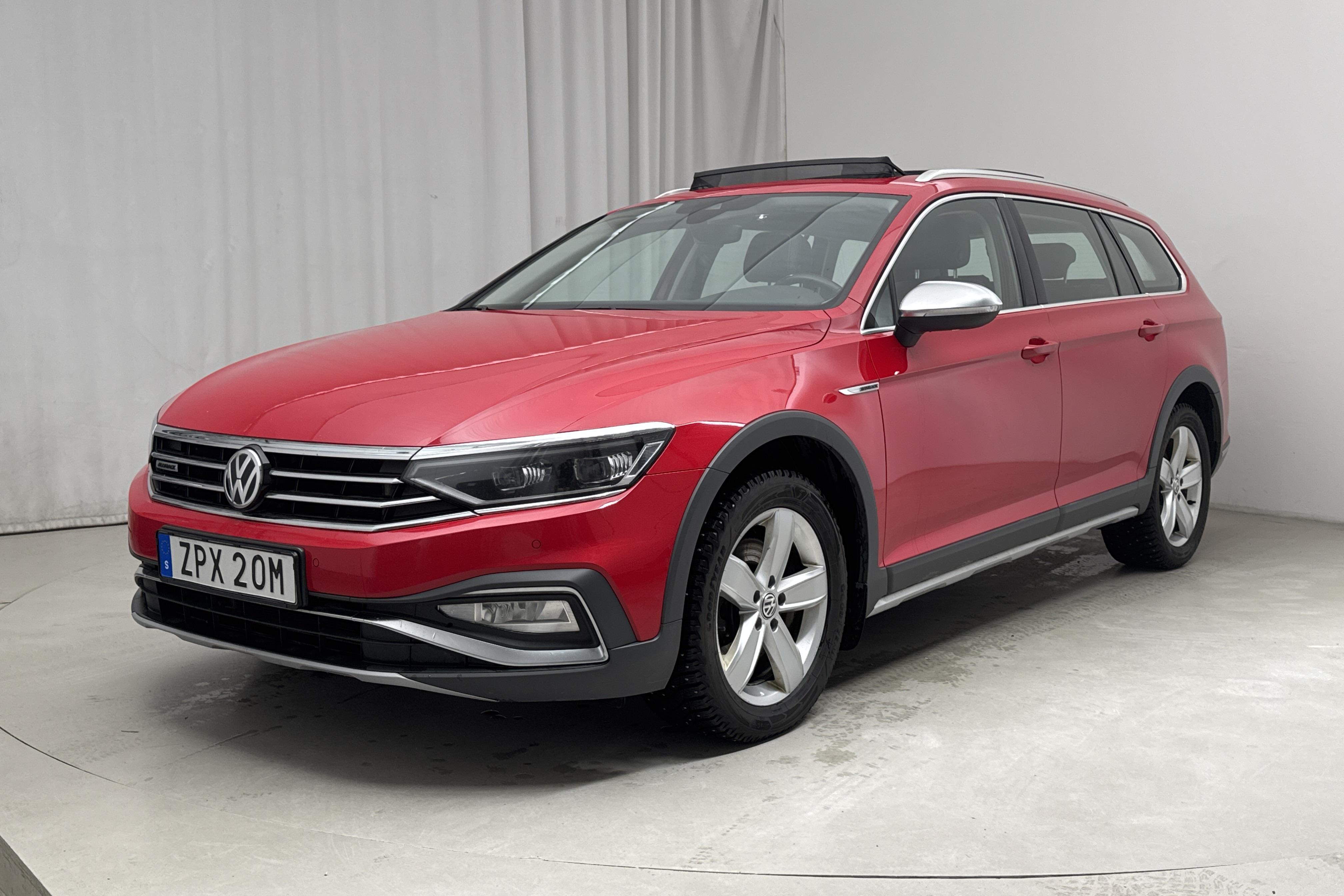 VW Passat Alltrack 2.0 TDI 4MOTION (190hk) - 185 740 km - Automatic - red - 2020