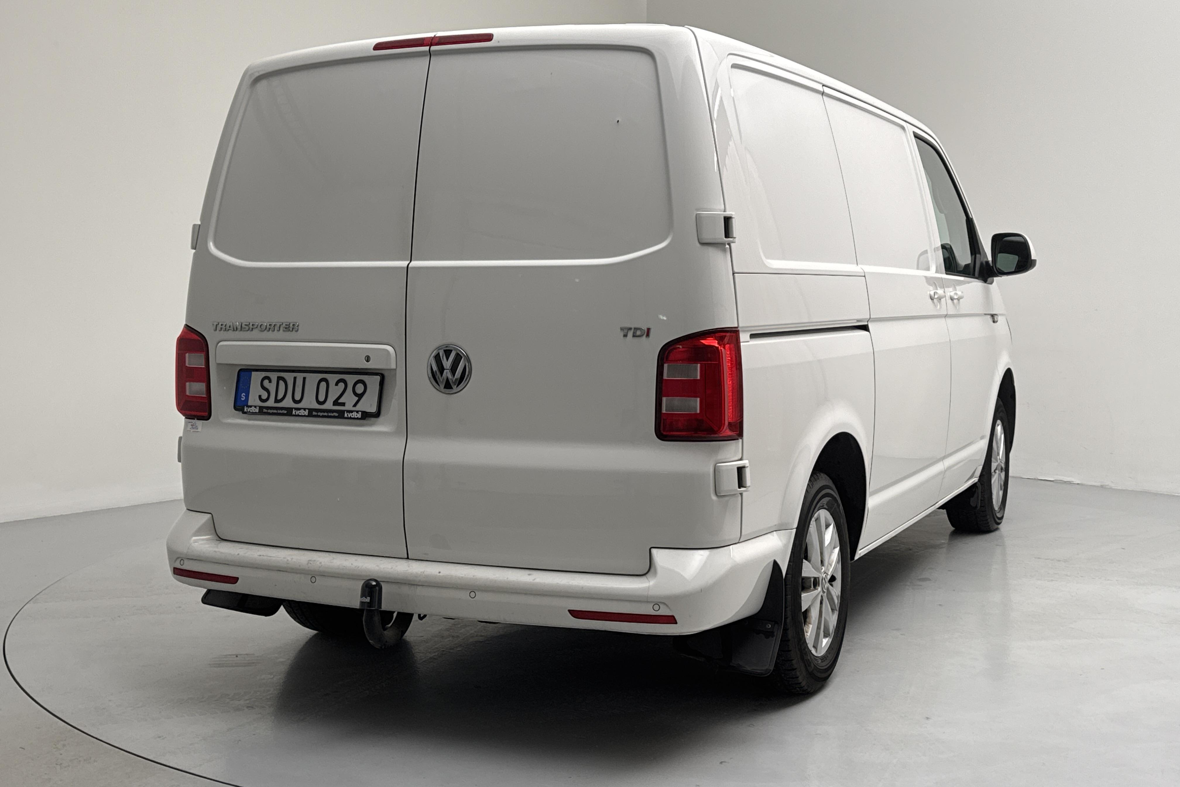 VW Transporter T6 2.0 TDI BMT Skåp (150hk) - 165 130 km - Automatic - white - 2017