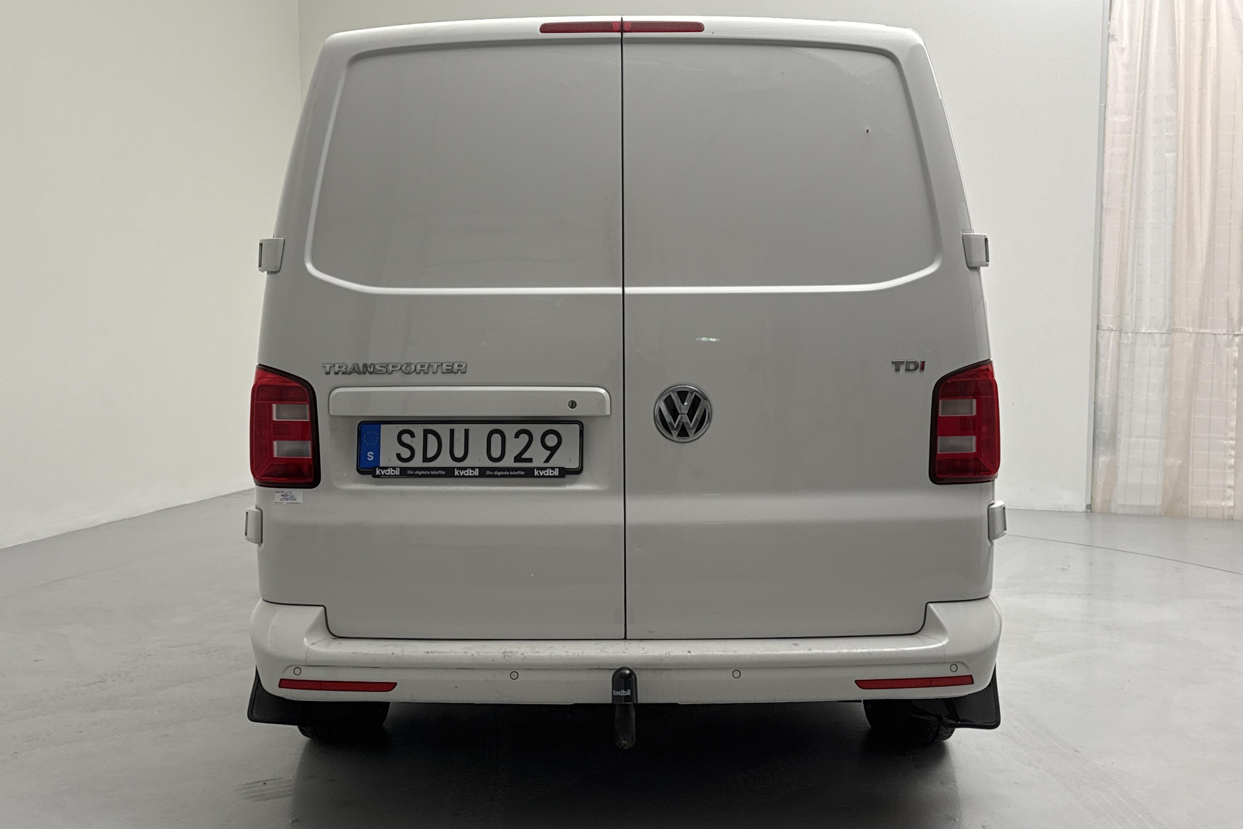 VW Transporter T6 2.0 TDI BMT Skåp (150hk) - 165 130 km - Automatic - white - 2017