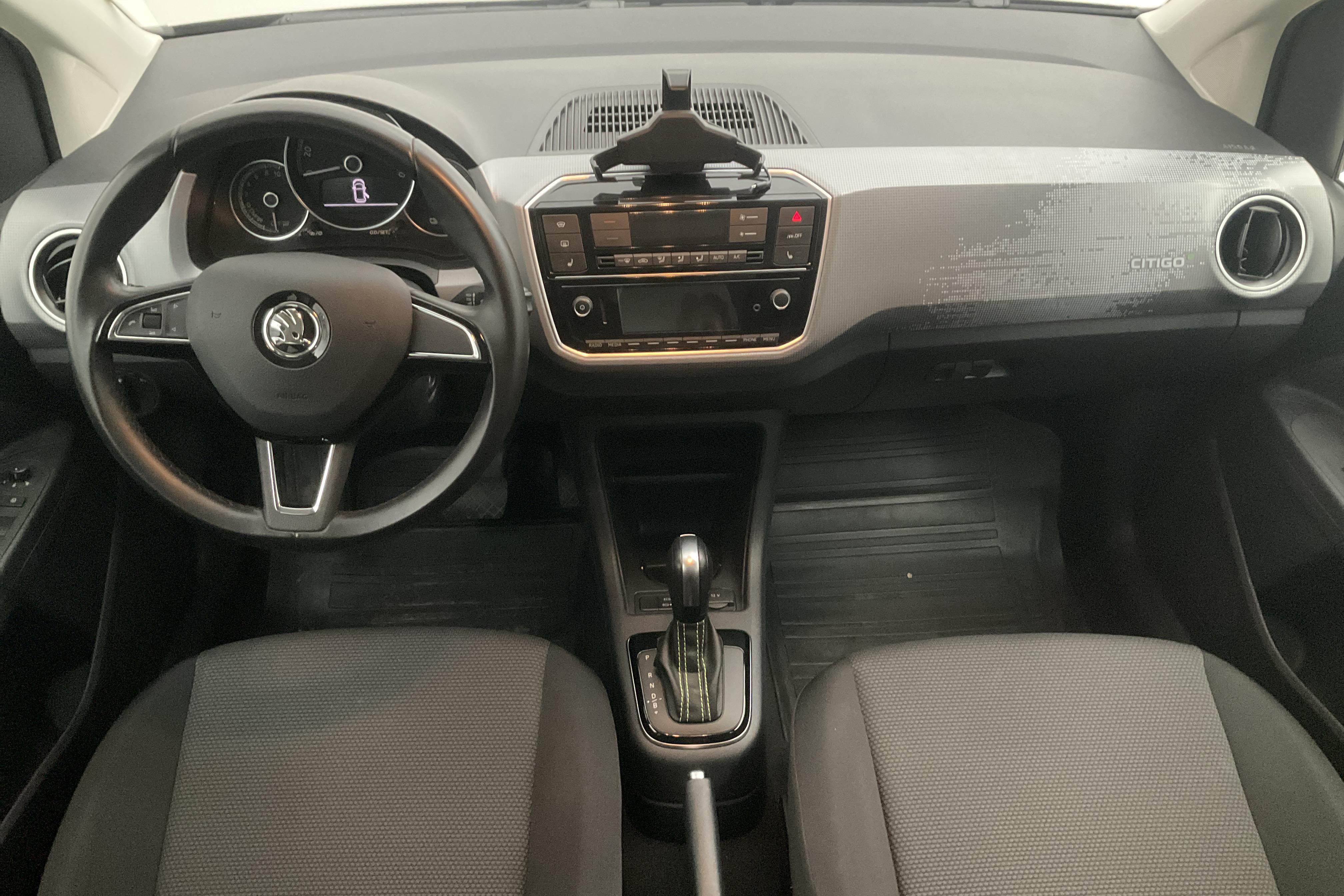 Skoda CITIGOe iV 36,8 kWh (83hk) - 7 465 mil - Automat - svart - 2020