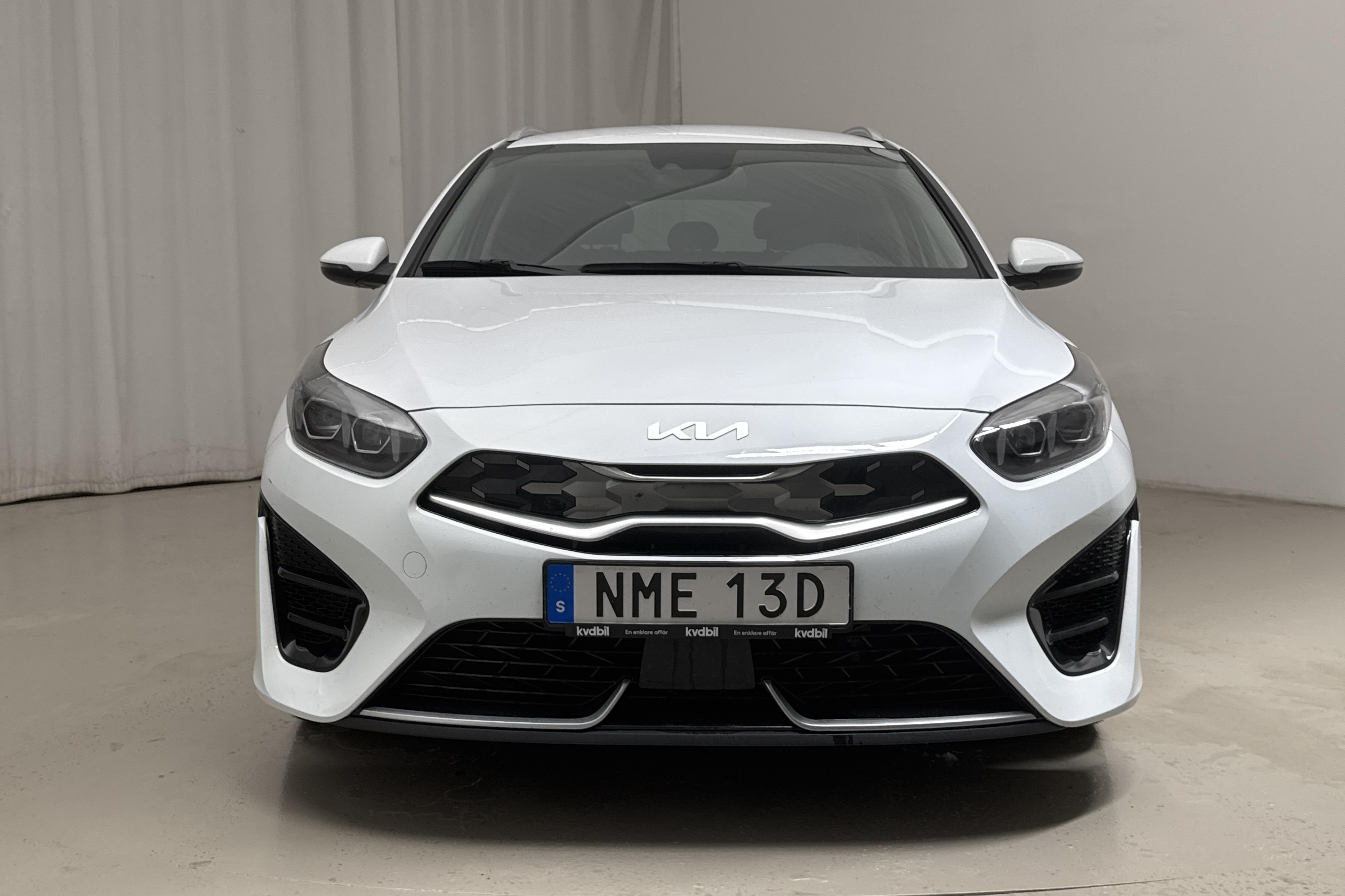 KIA Ceed 1.6 Plug-in Hybrid SW (141hk) - 30 020 km - Automaatne - valge - 2022