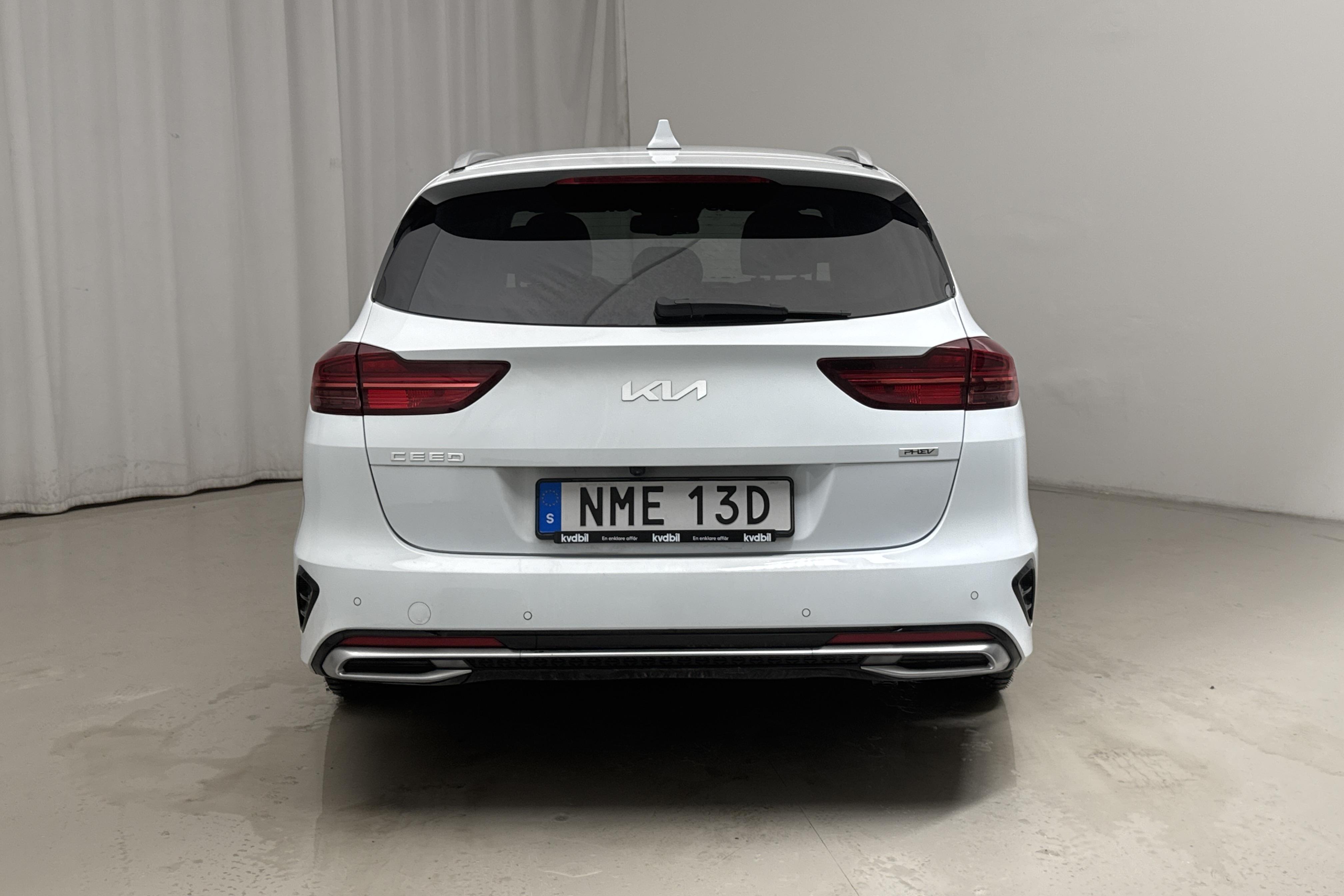 KIA Ceed 1.6 Plug-in Hybrid SW (141hk) - 30 020 km - Automaatne - valge - 2022