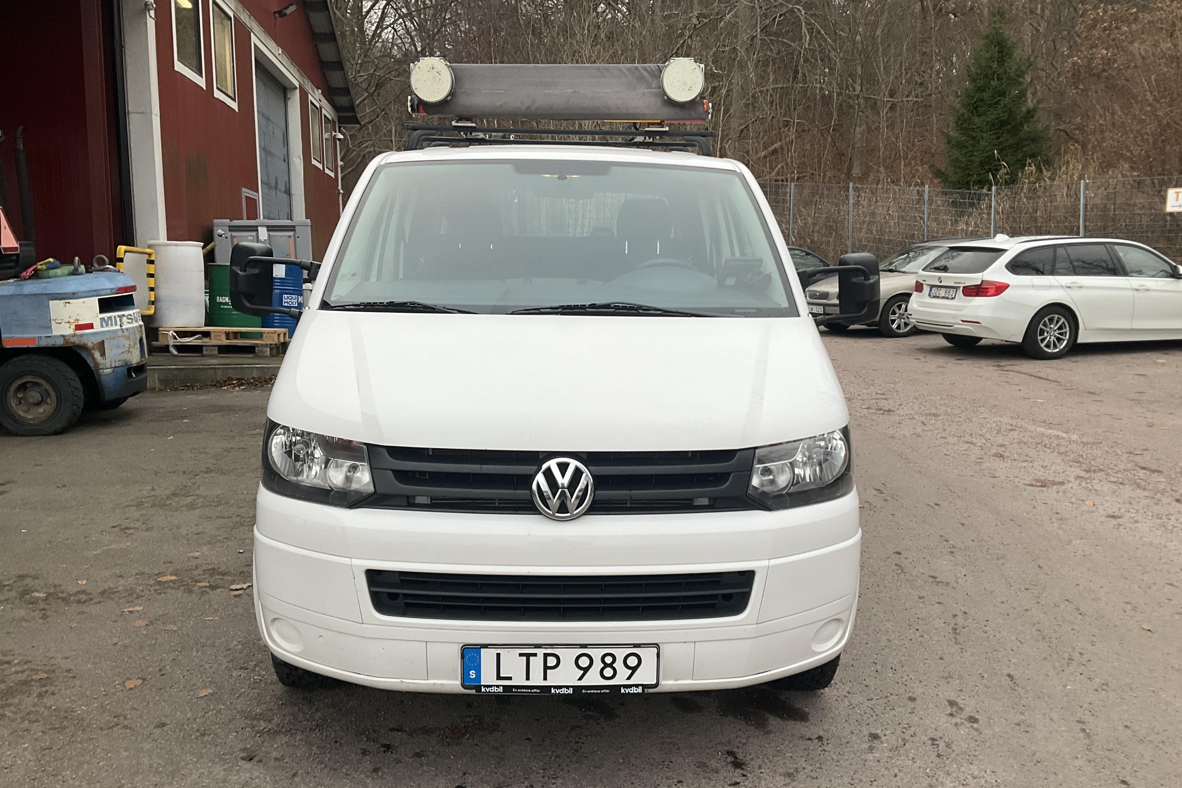 VW Transporter T5 2.0 TDI Pickup 4MOTION (140hk) - 187 720 km - Manual - white - 2011