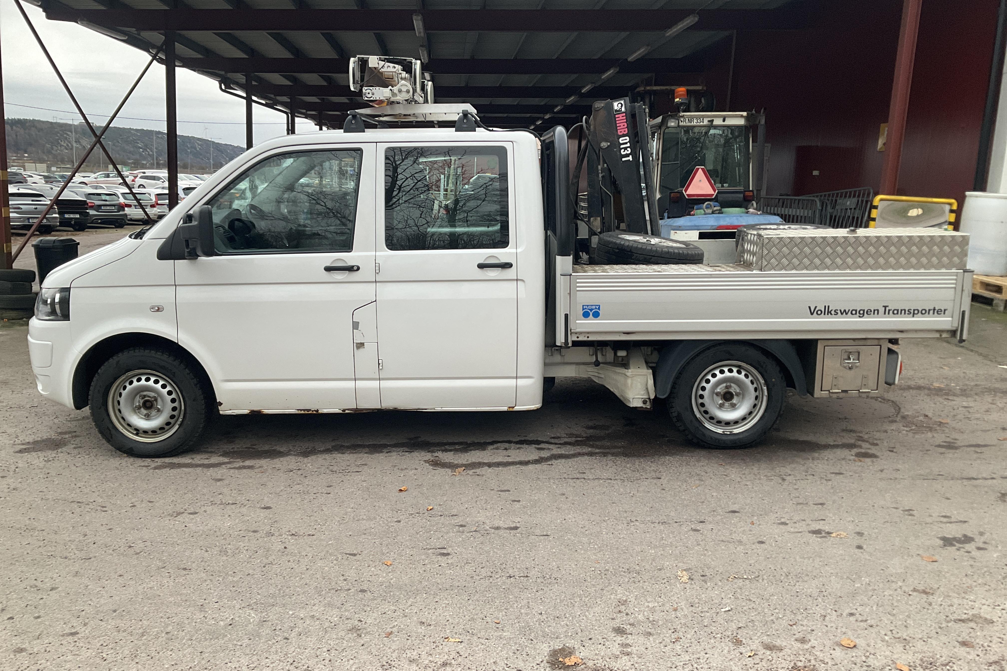 VW Transporter T5 2.0 TDI Pickup 4MOTION (140hk) - 187 720 km - Manual - white - 2011