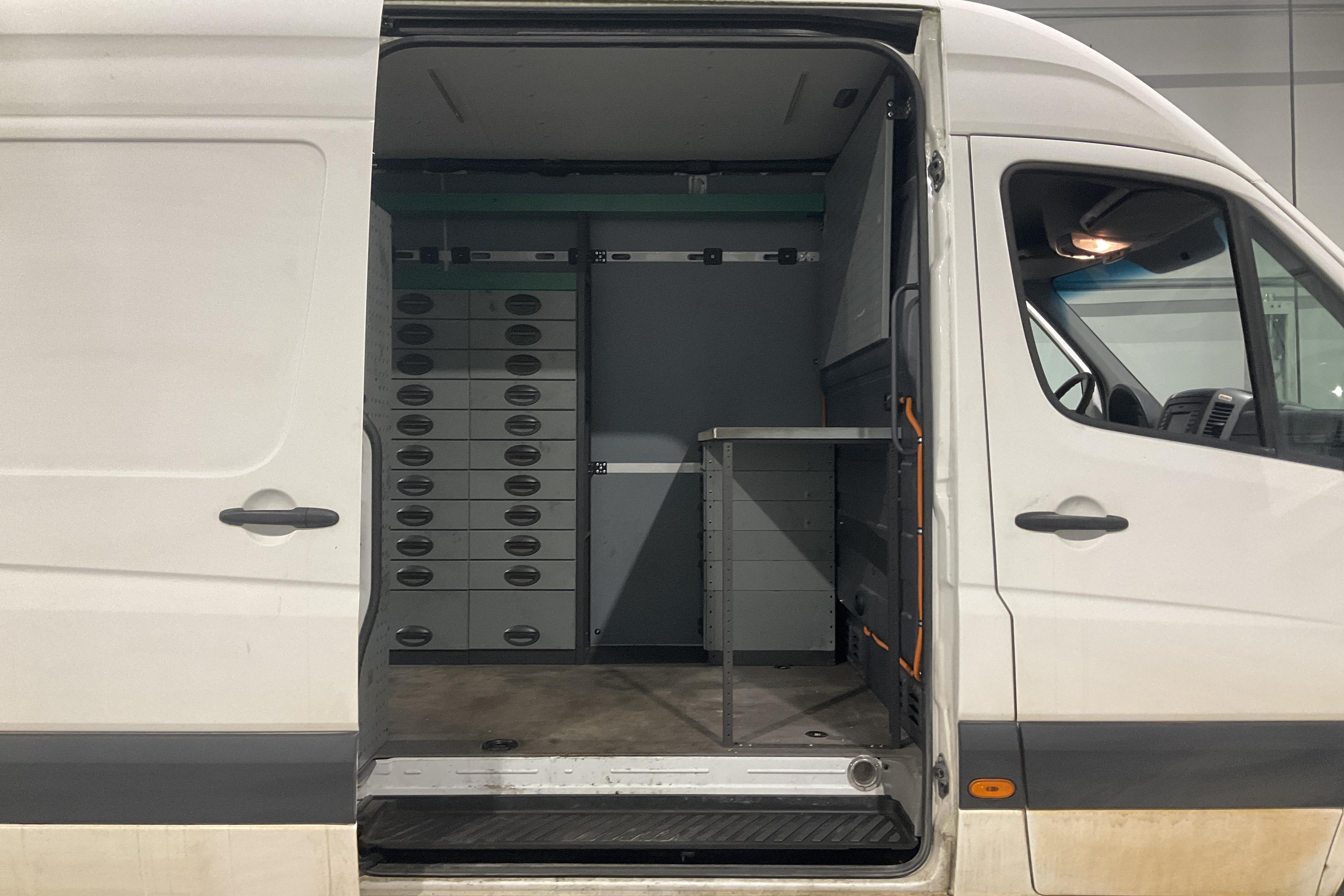 VW Crafter 35 2.0 TDI Skåp (163hk) - 246 580 km - Manual - white - 2016