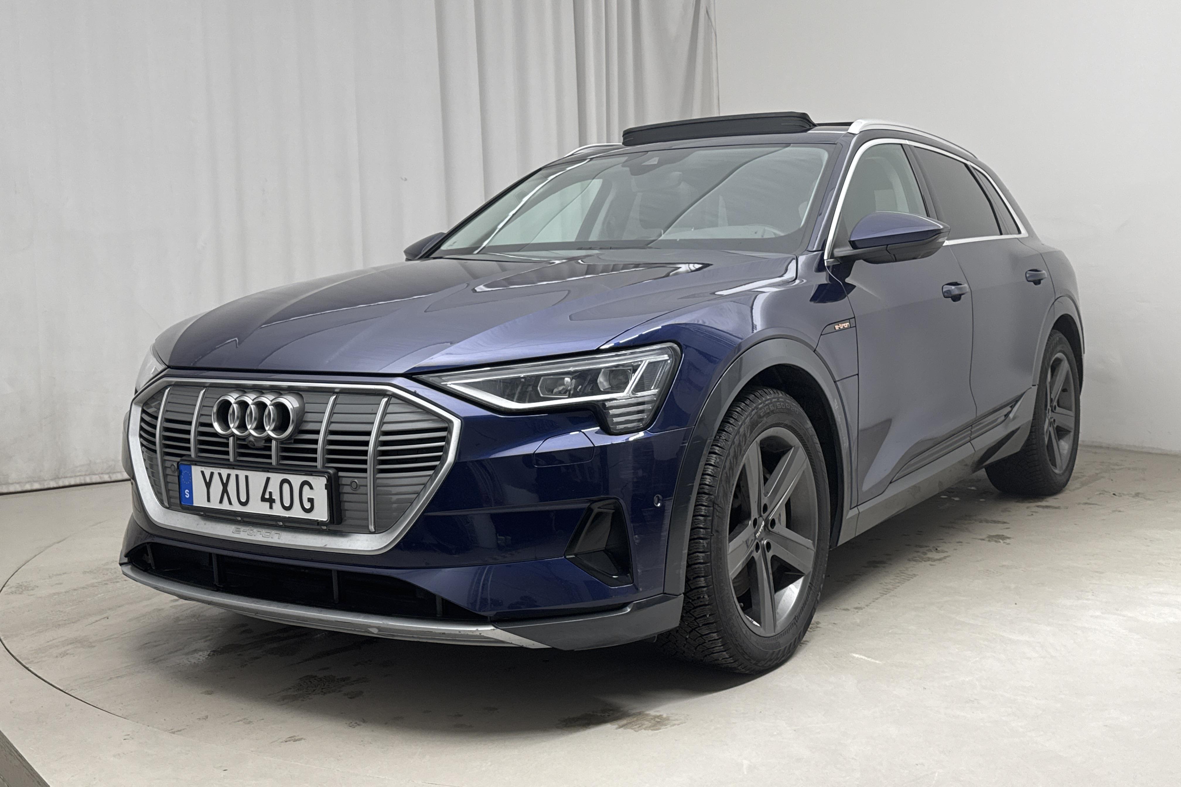 Audi e-tron 50 quattro 71 kWh (288hk) - 91 730 km - Automatyczna - niebieski - 2020