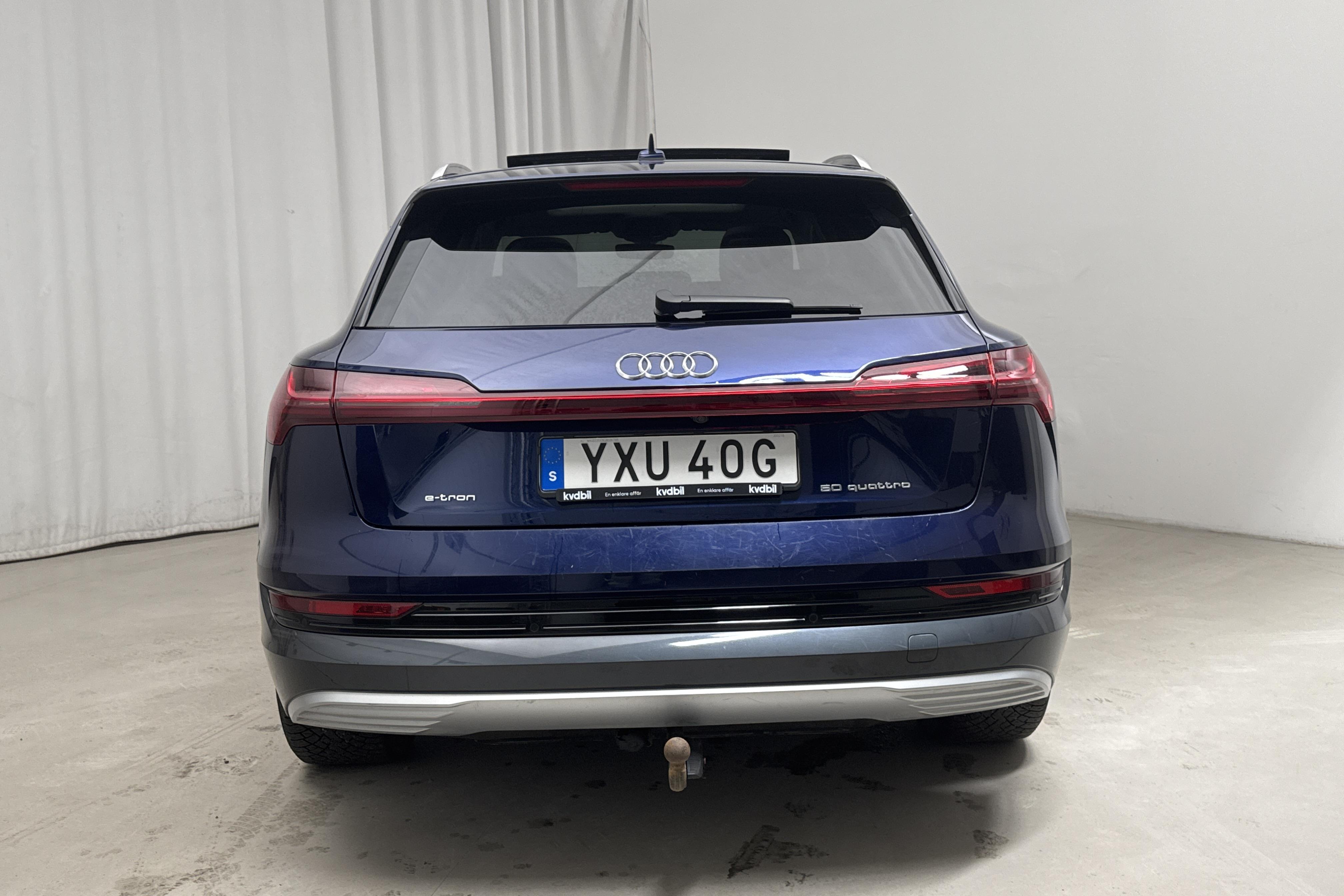 Audi e-tron 50 quattro 71 kWh (288hk) - 91 730 km - Automatyczna - niebieski - 2020