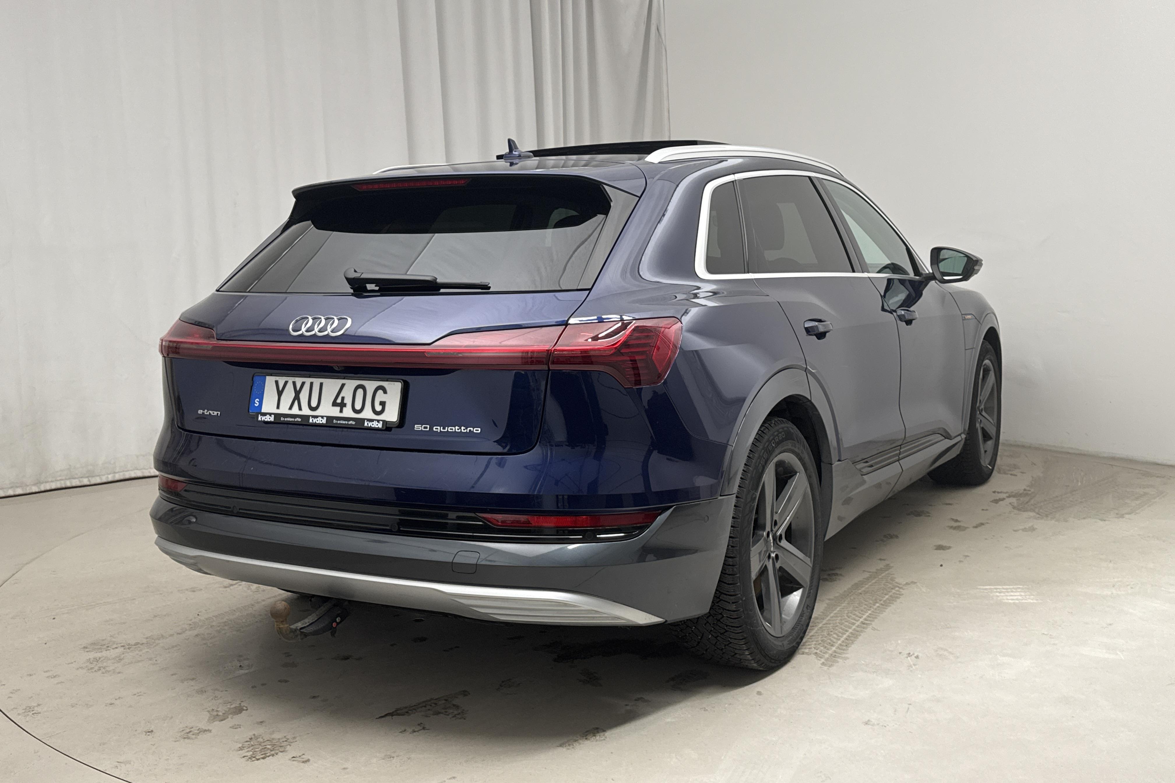 Audi e-tron 50 quattro 71 kWh (288hk) - 91 730 km - Automatyczna - niebieski - 2020