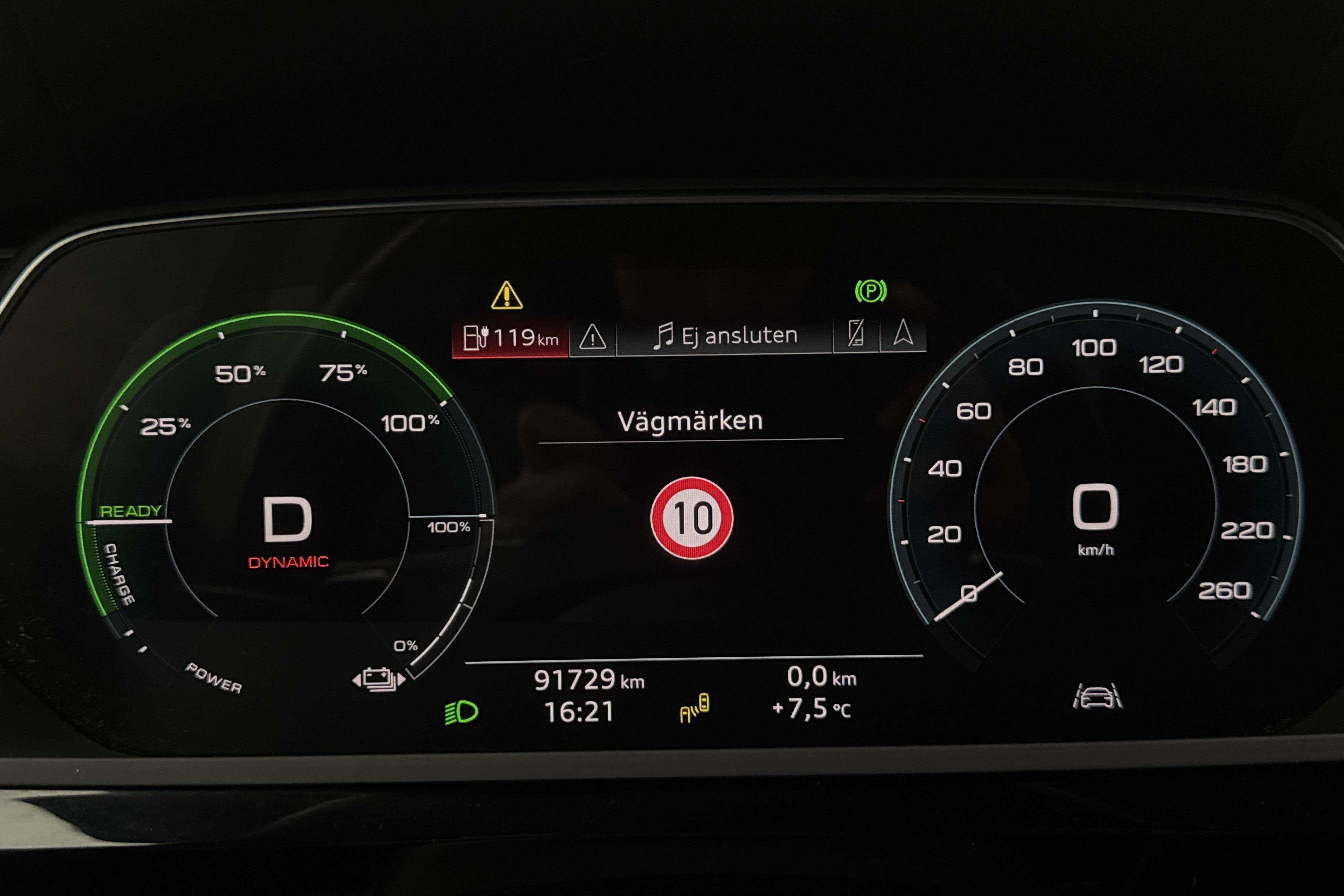 Audi e-tron 50 quattro 71 kWh (288hk) - 91 730 km - Automatyczna - niebieski - 2020