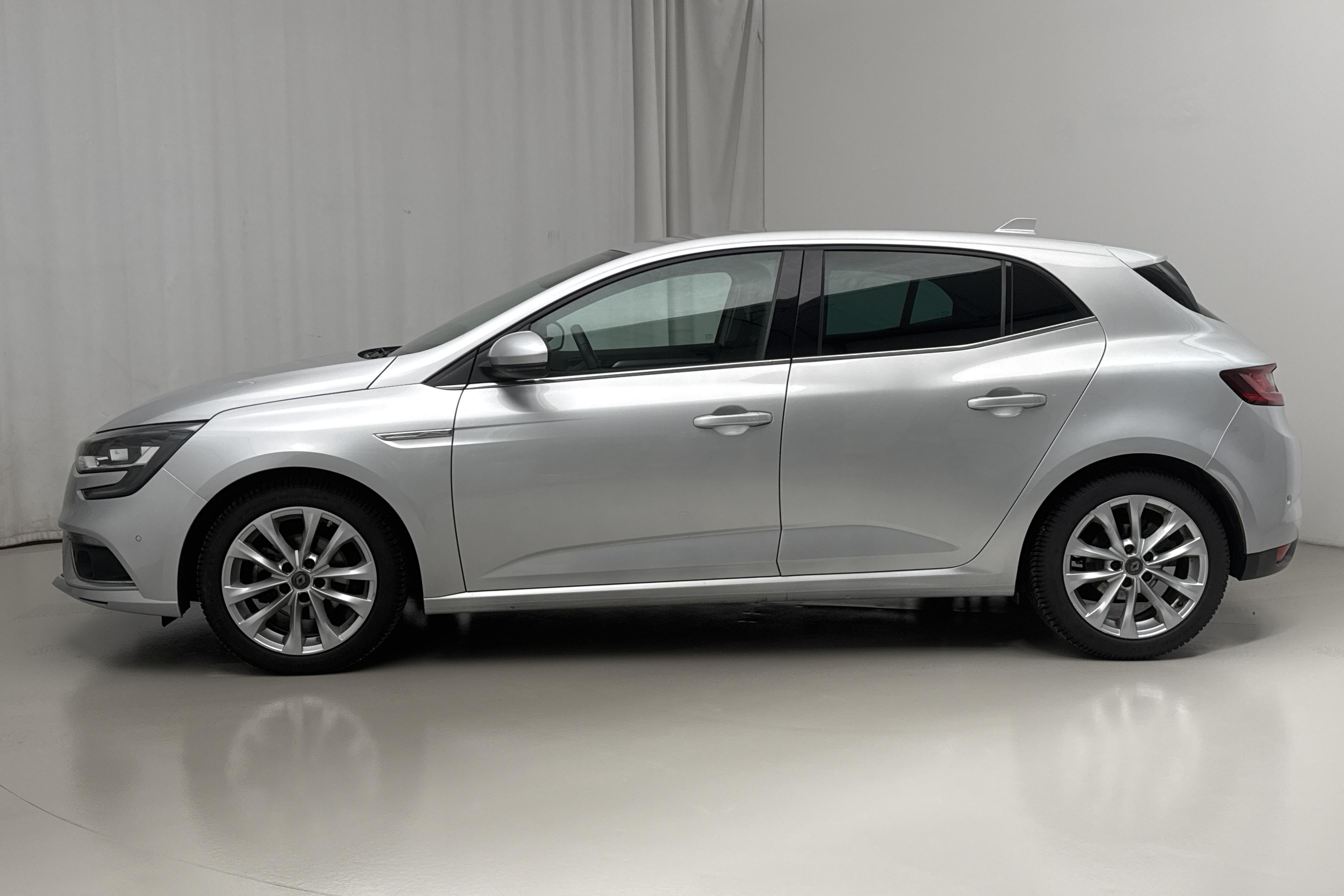 Renault Mégane 1.2 TCe 5dr (130hk) - 53 240 km - Käsitsi - hall - 2018