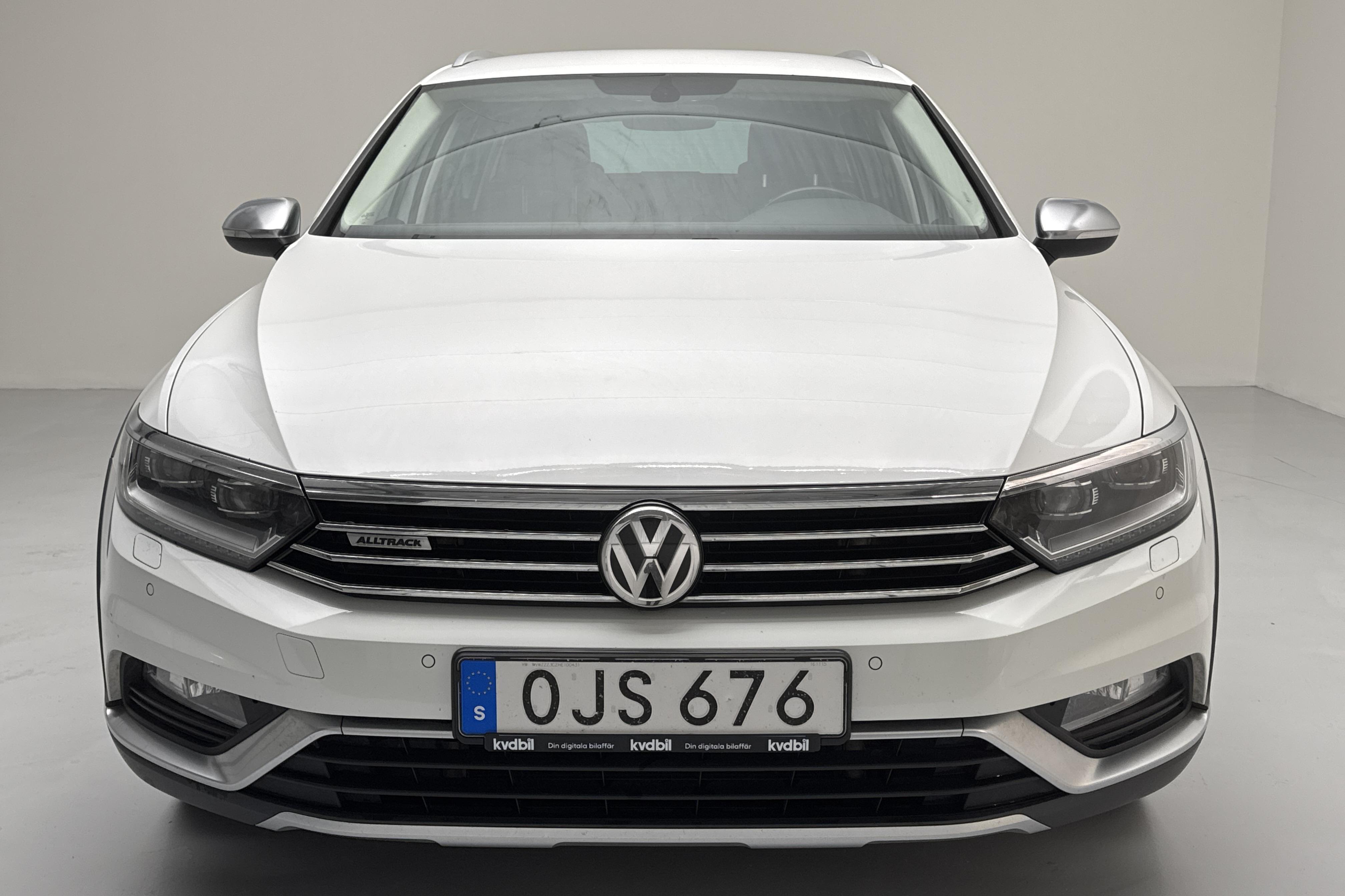 VW Passat Alltrack 2.0 TDI 4MOTION (190hk) - 214 210 km - Automaatne - valge - 2017