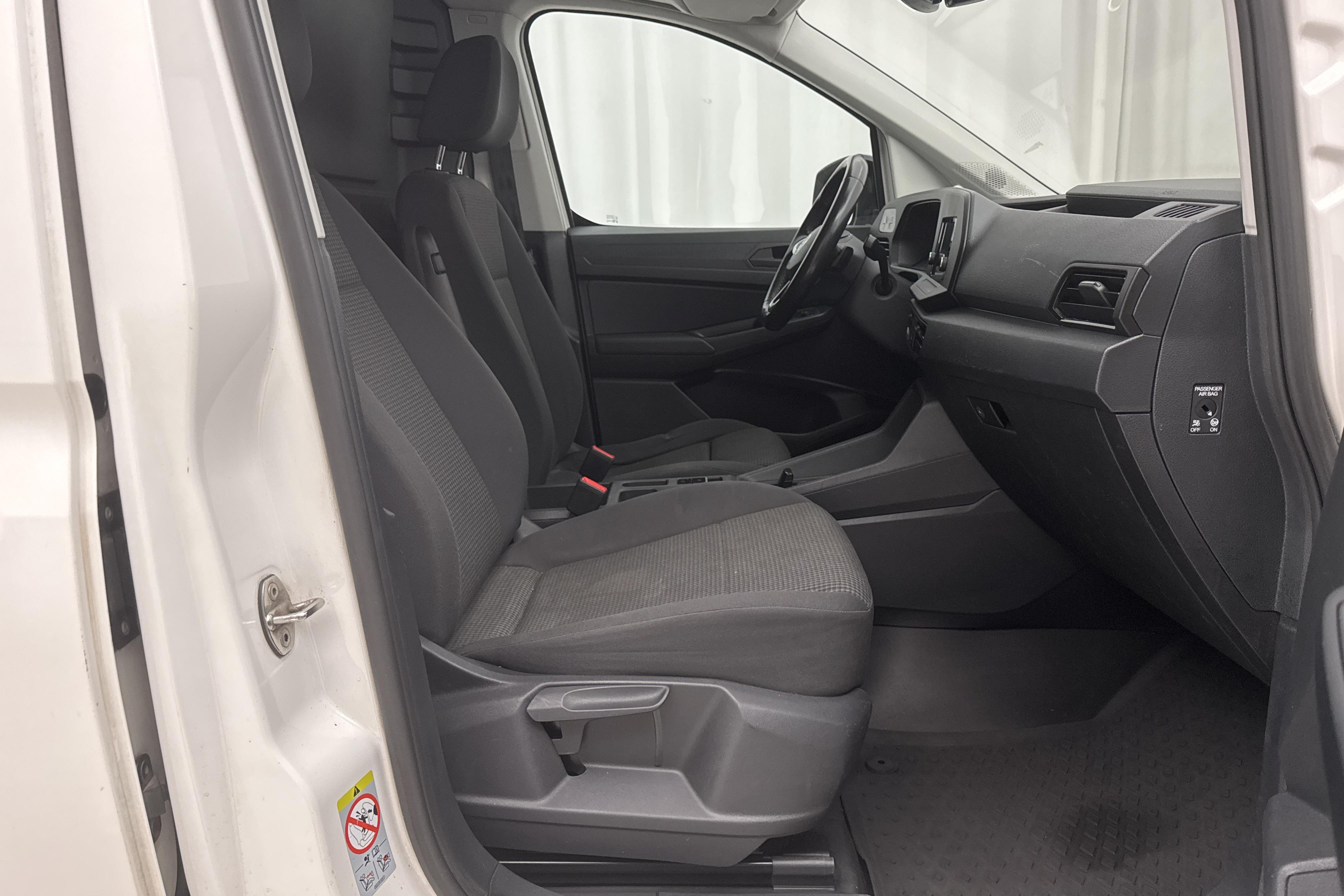 VW Caddy Cargo 2.0 TDI Skåp (122hk) - 163 660 km - Automatic - white - 2021