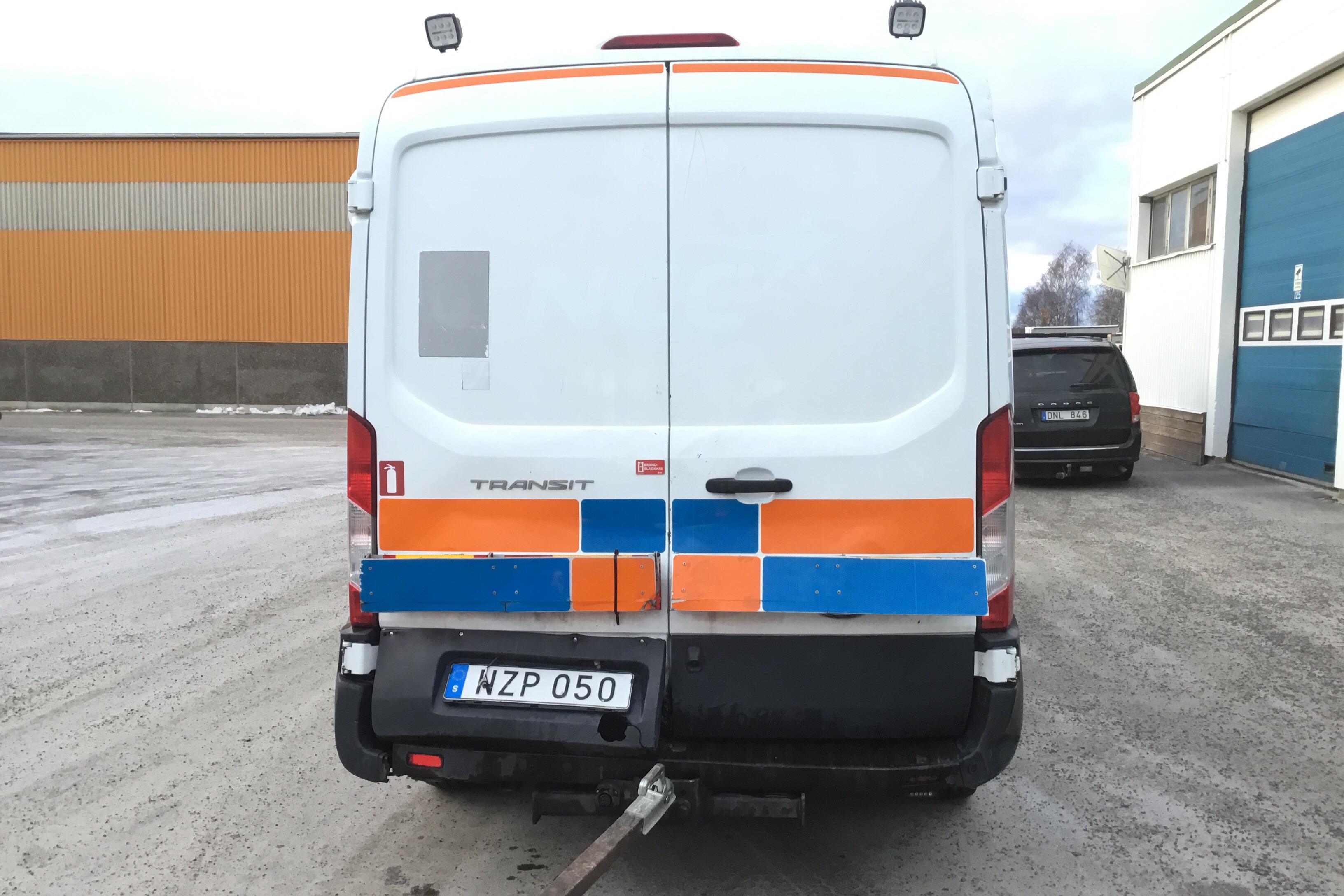 Ford Transit 350 2.0 TDCi 2WD Skåp (170hk) - 102 050 km - Automaatne - valge - 2018