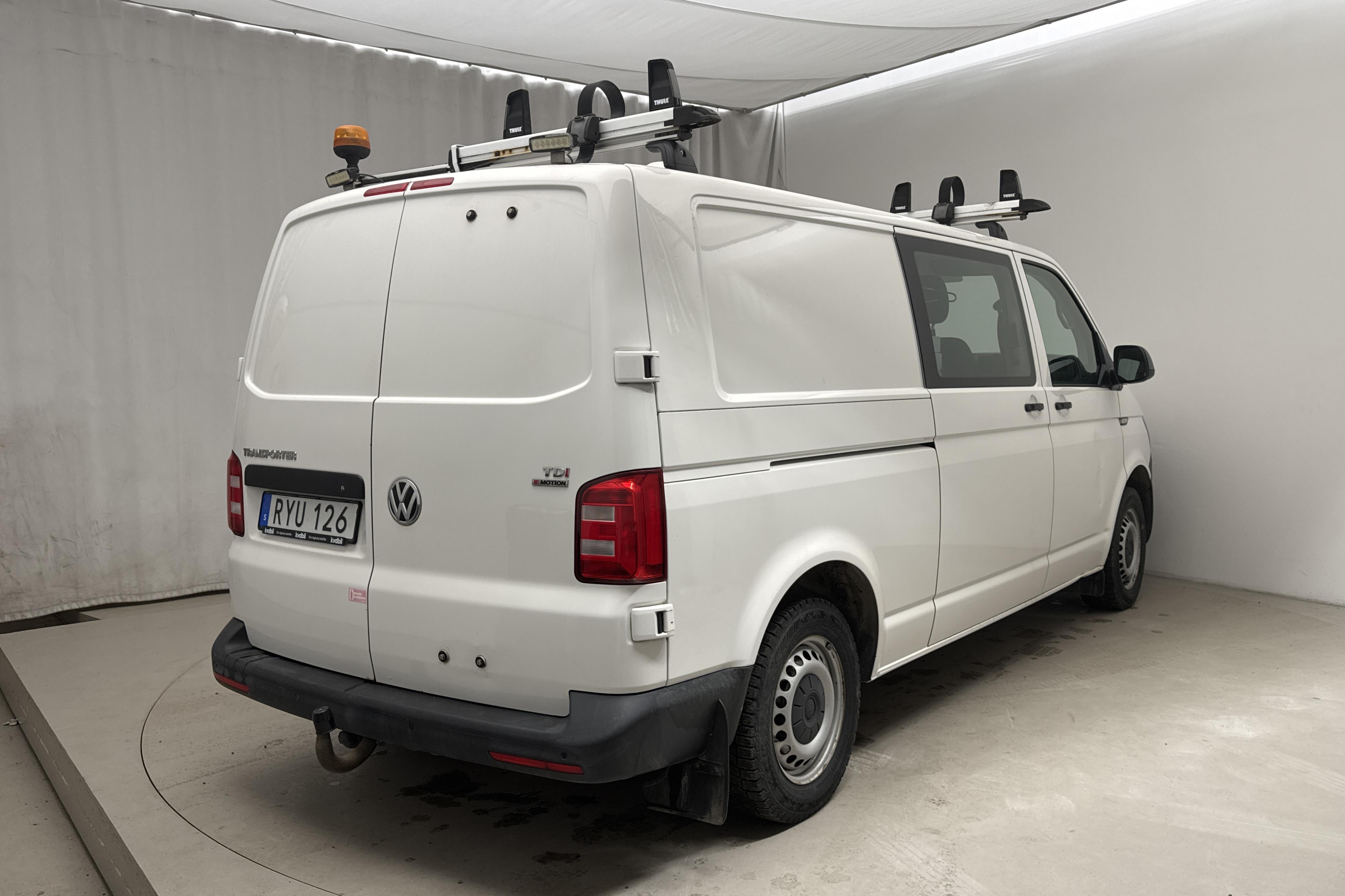 VW Transporter T6 2.0 TDI BMT Skåp 4MOTION (150hk) - 290 120 km - Manuaalinen - valkoinen - 2017