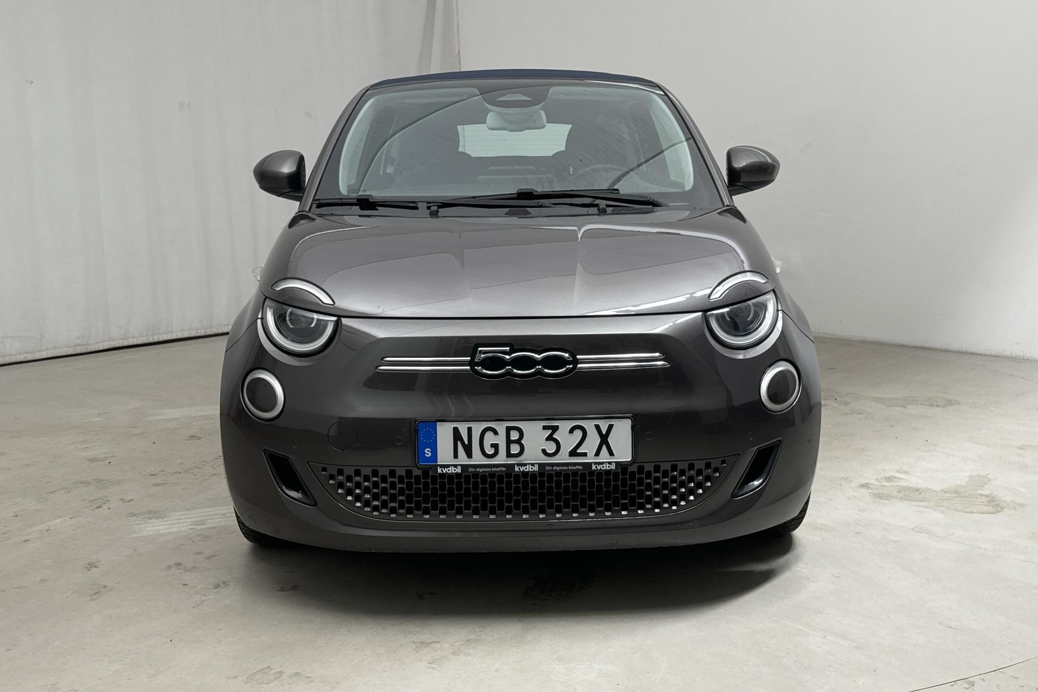 Fiat 500e Cabriolet (118hk) - 5 281 mil - Automat - brun - 2021