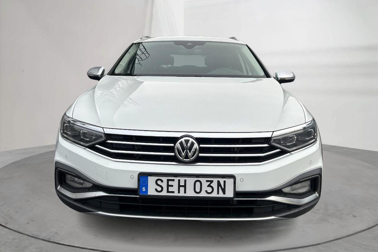 VW Passat Alltrack 2.0 TDI 4MOTION (190hk) - 94 980 km - Automatic - white - 2020