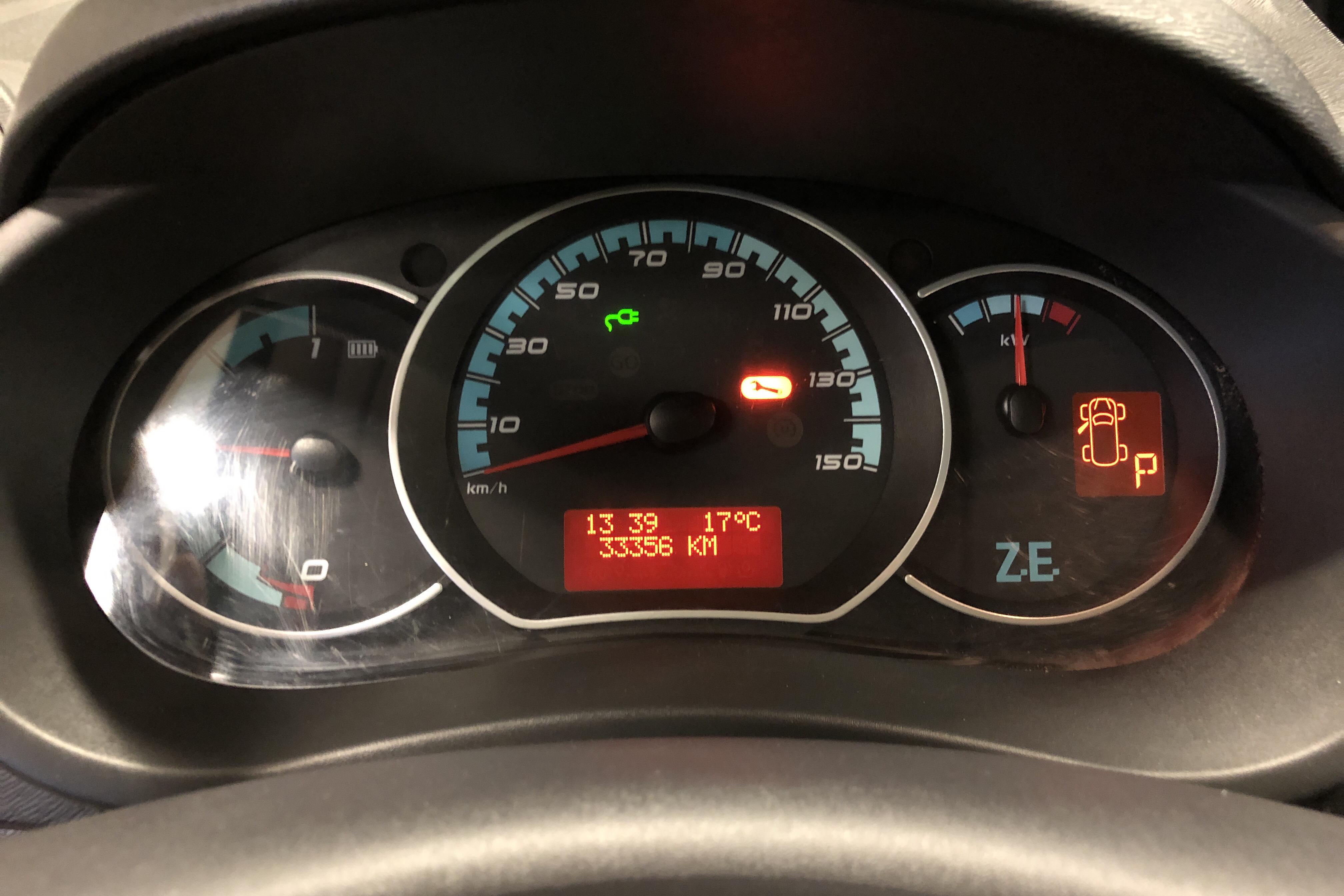 Renault Kangoo Z.E Power Plus 33 kWh Maxi Skåp (60hk) - 33 350 km - Automaatne - valge - 2018