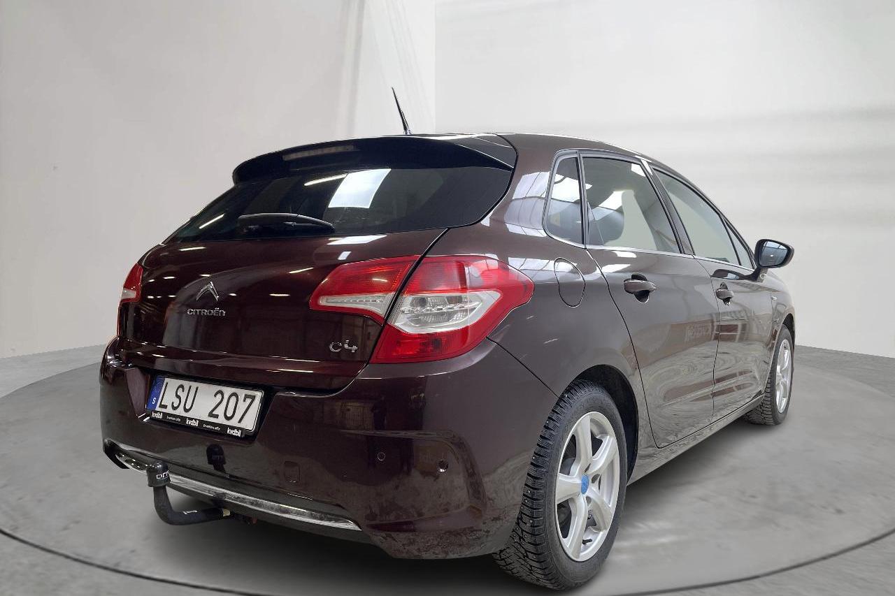 Citroen C4 1.6 HDi (110hk) - 170 910 km - Automaattinen - Dark Red - 2011