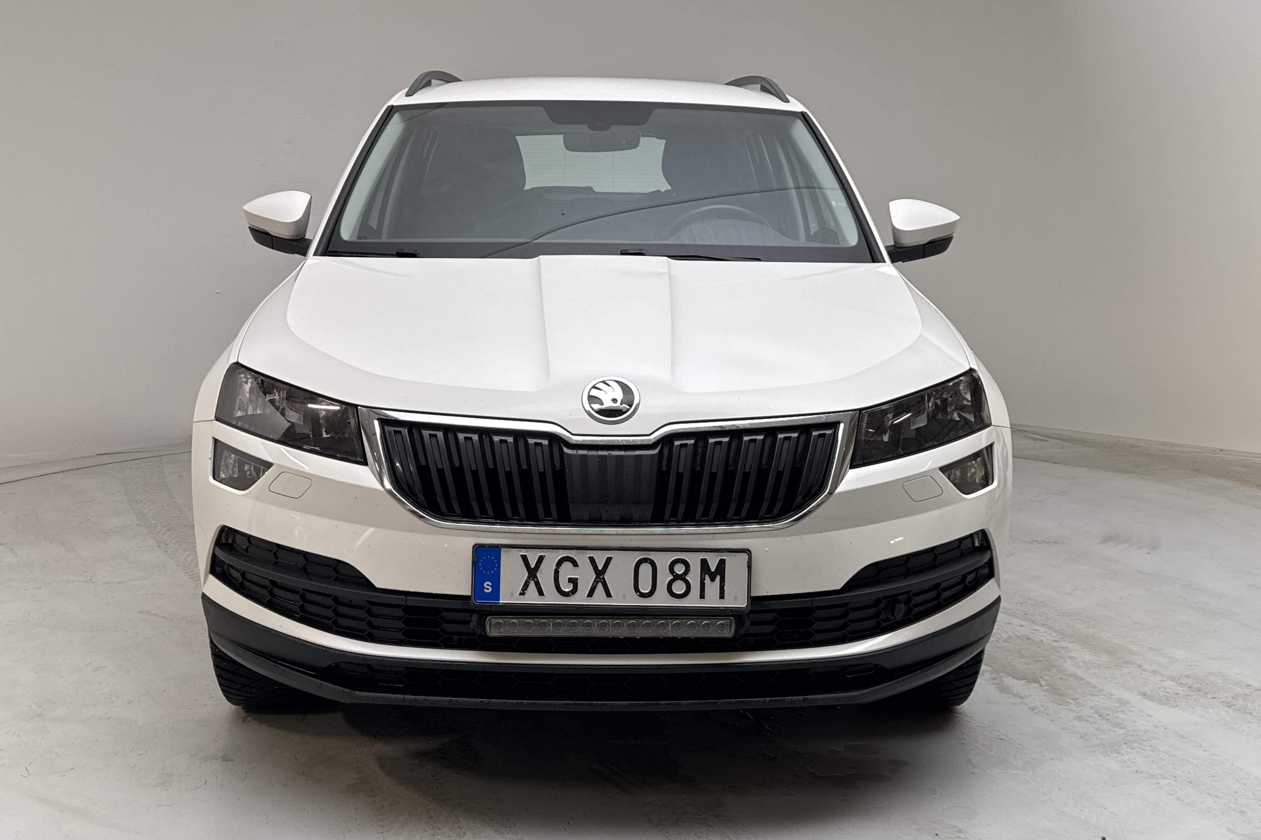 Skoda Karoq 2.0 TDI 4X4 (150hk) - 135 220 km - Manualna - biały - 2019