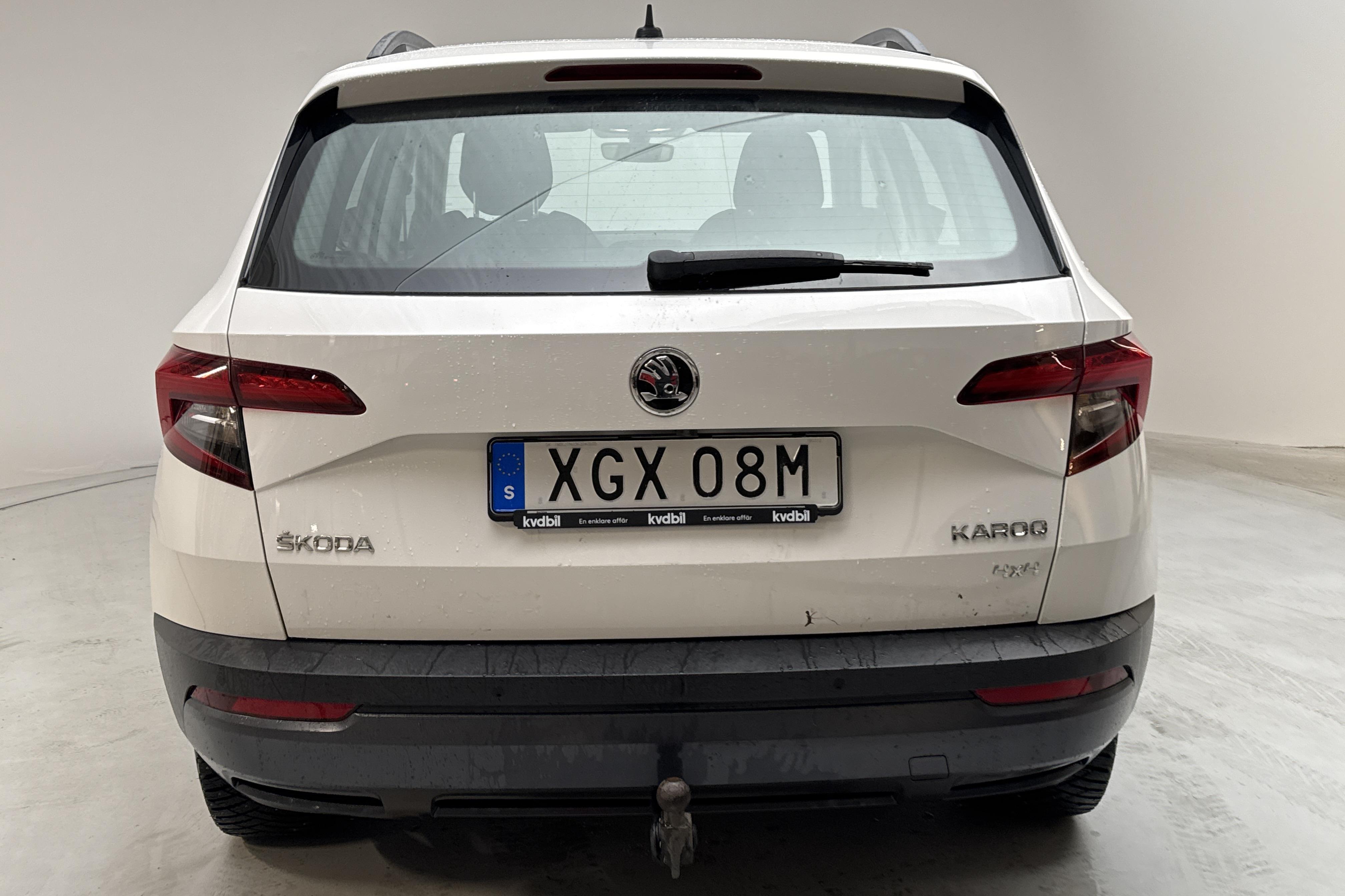 Skoda Karoq 2.0 TDI 4X4 (150hk) - 135 220 km - Manualna - biały - 2019