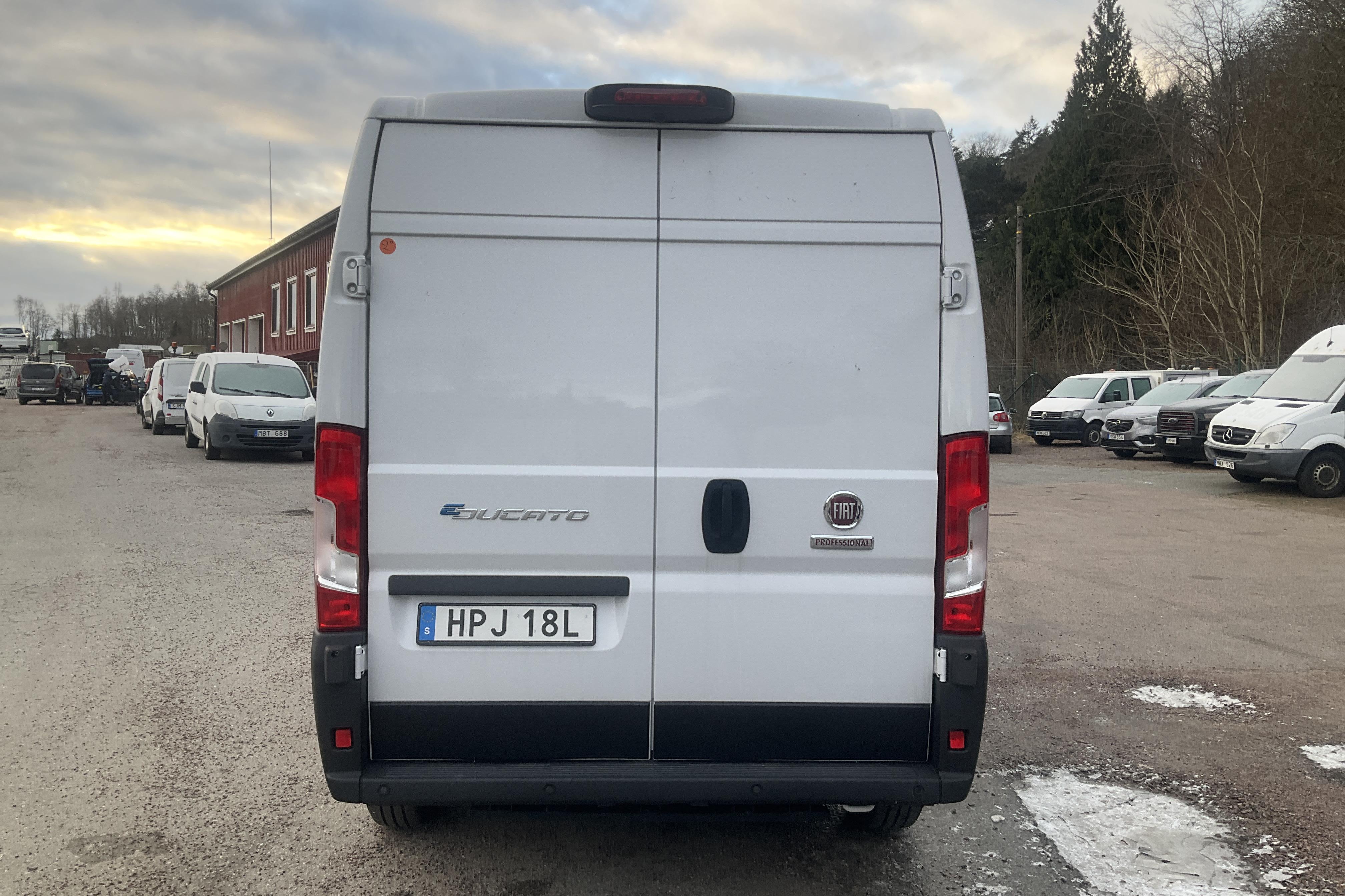 Fiat E-Ducato Skåp 79 kWh (122hk) - 50 km - Automatyczna - biały - 2022