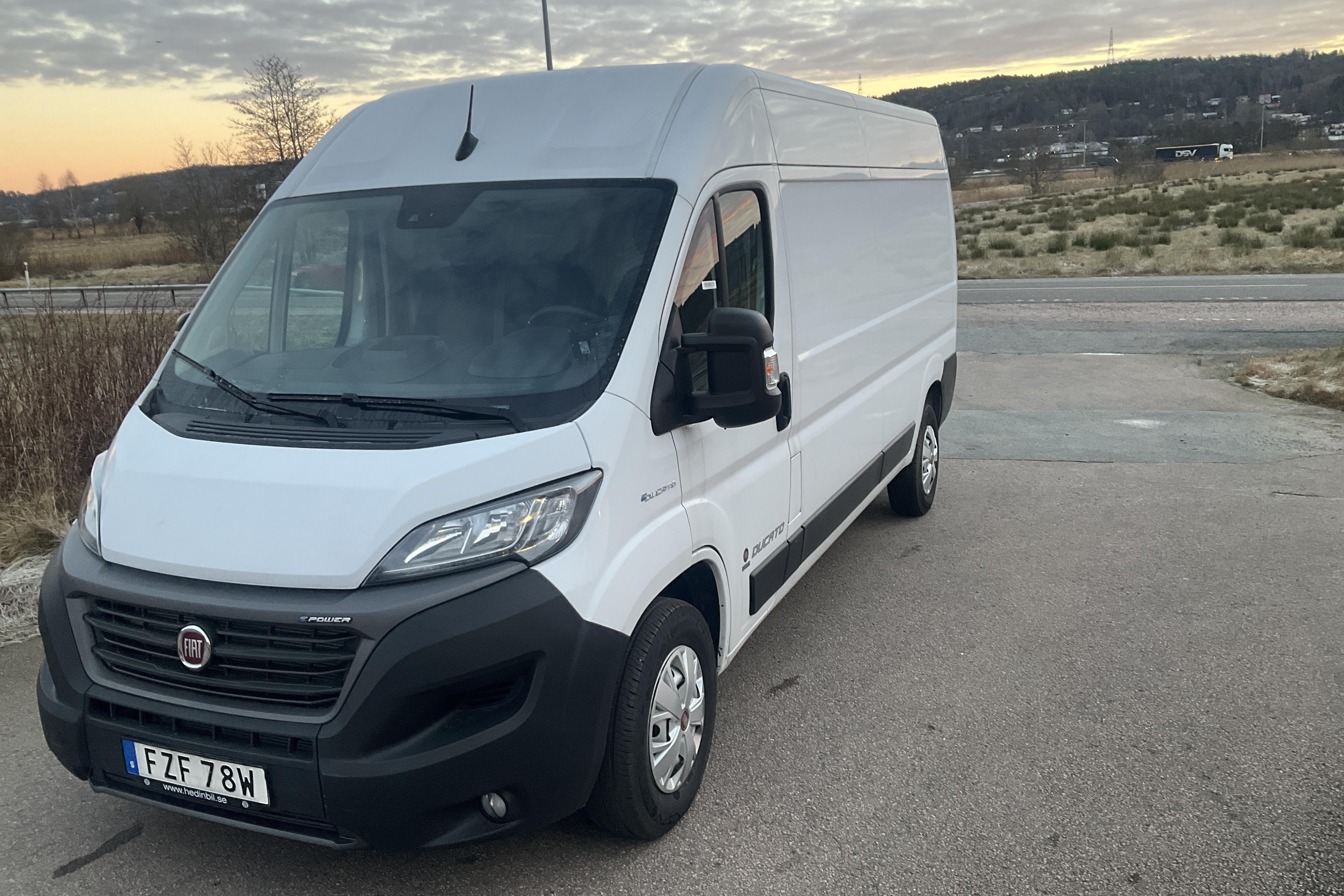 Fiat E-Ducato Skåp 47 kWh (122hk) - 40 km - Automatyczna - biały - 2022