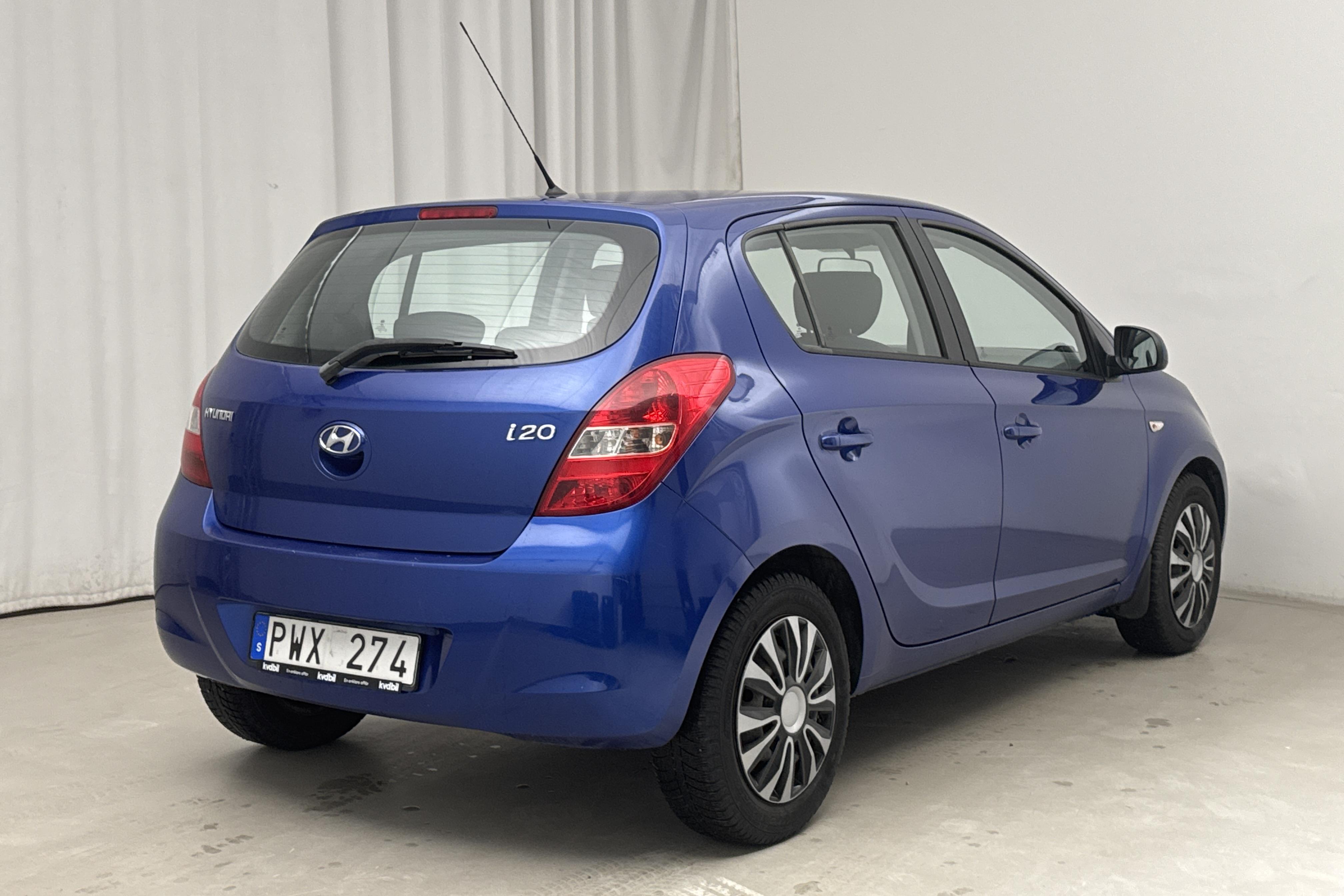 Hyundai i20 1.4 (100hk) - 5 429 mil - Manuell - blå - 2009