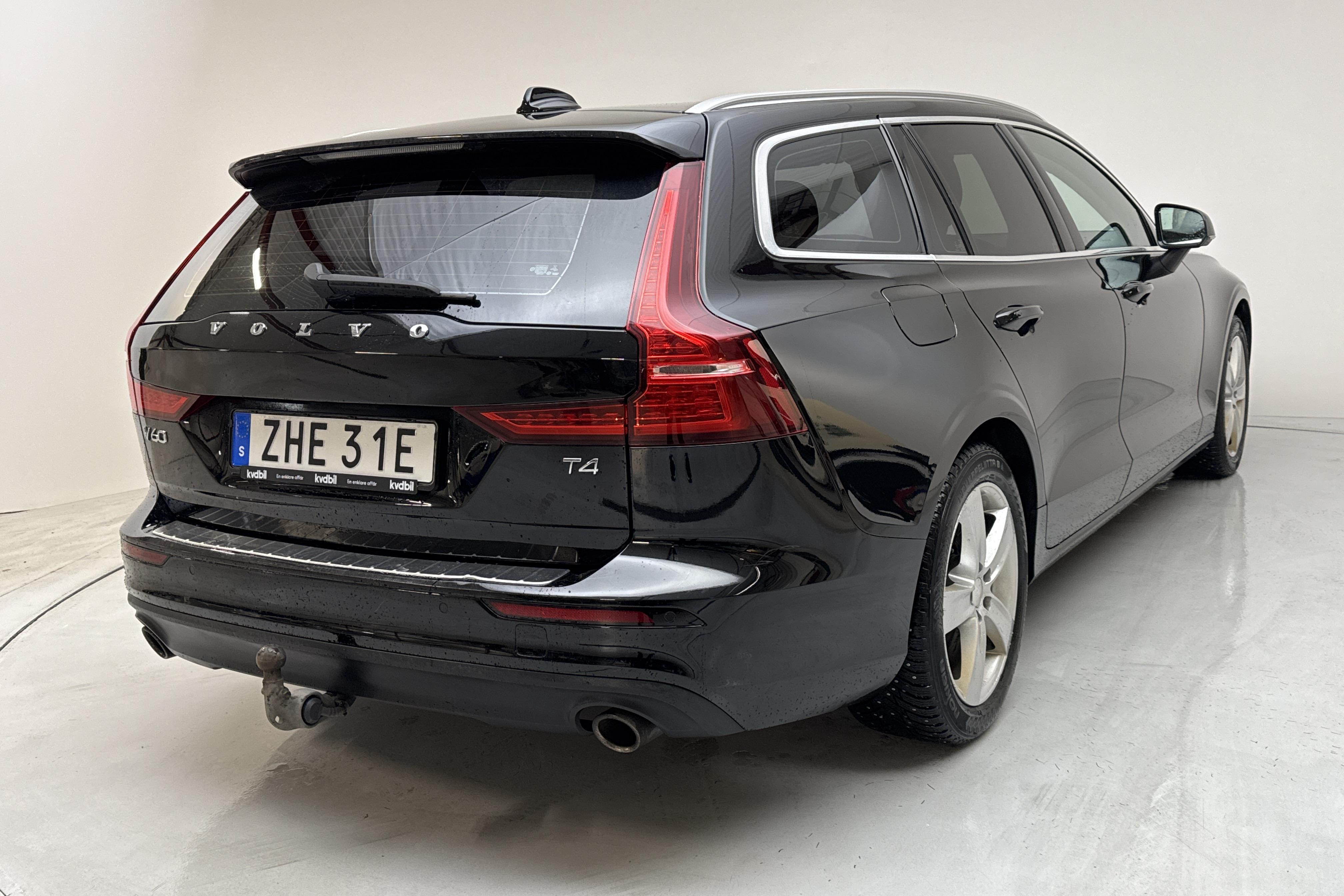 Volvo V60 T4 (190hk) - 187 850 km - Automaatne - must - 2020