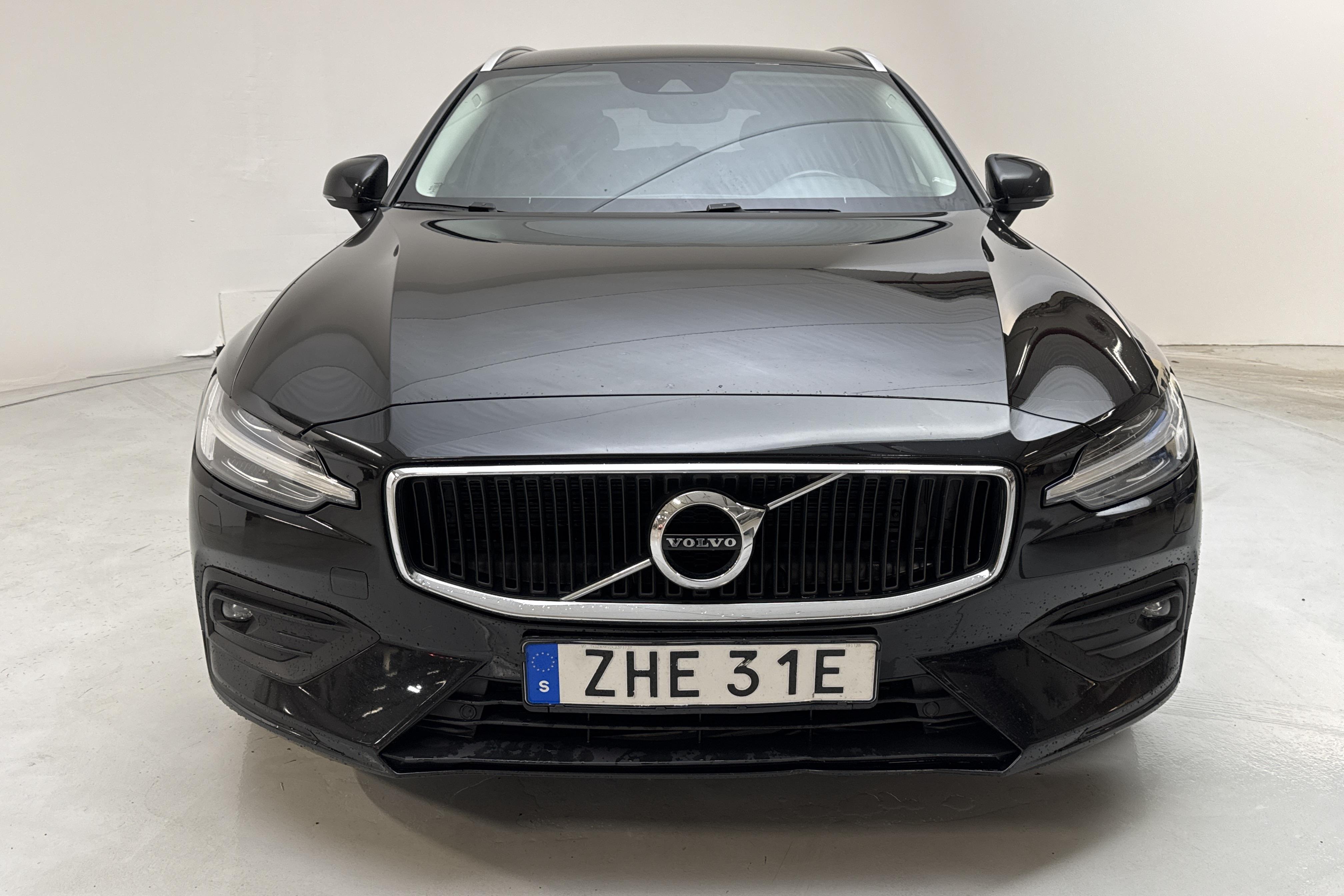 Volvo V60 T4 (190hk) - 187 850 km - Automaatne - must - 2020