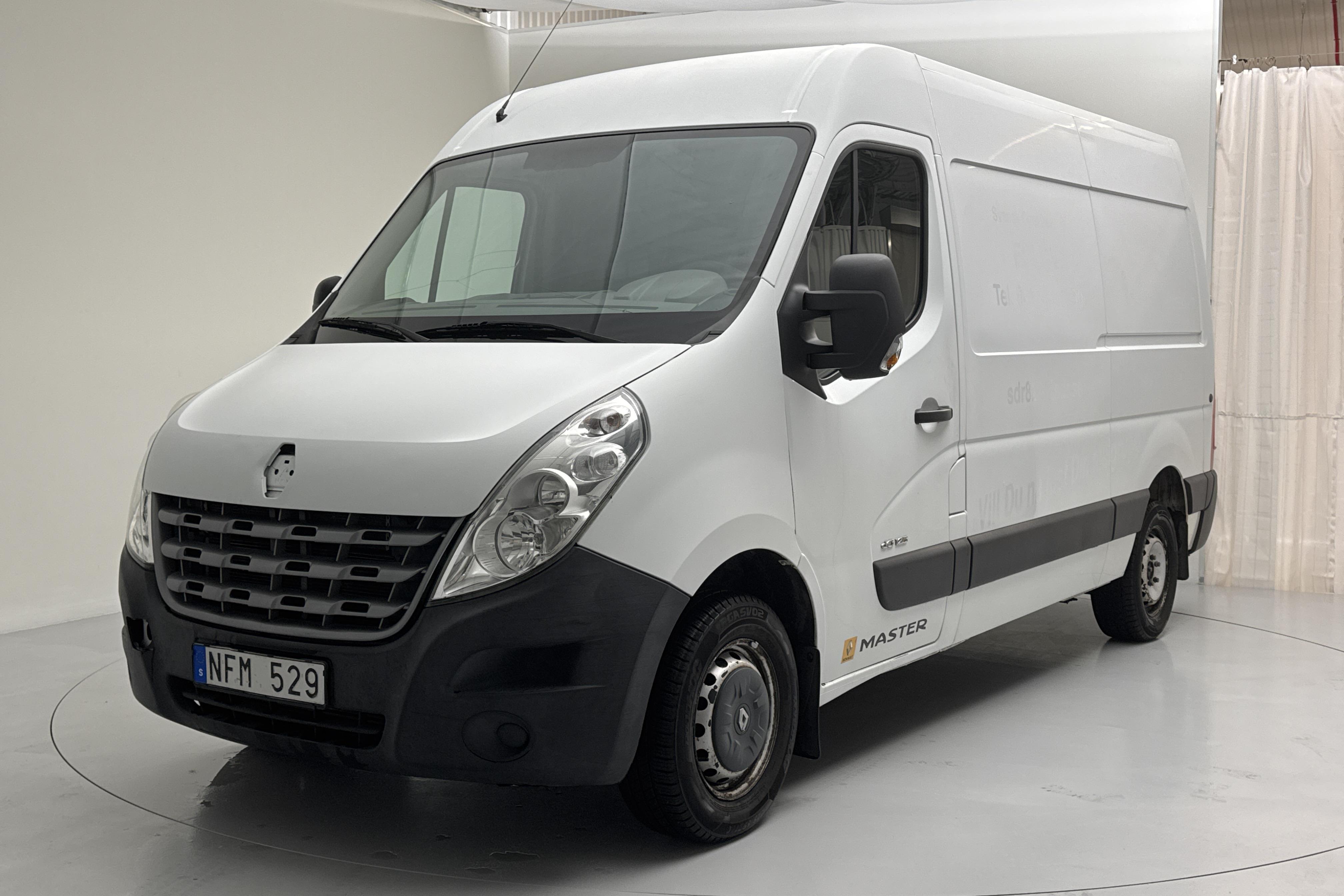 Renault Master 2.3 dCi FAP 2WD (125hk) - 17 173 mil - Manuell - vit - 2013