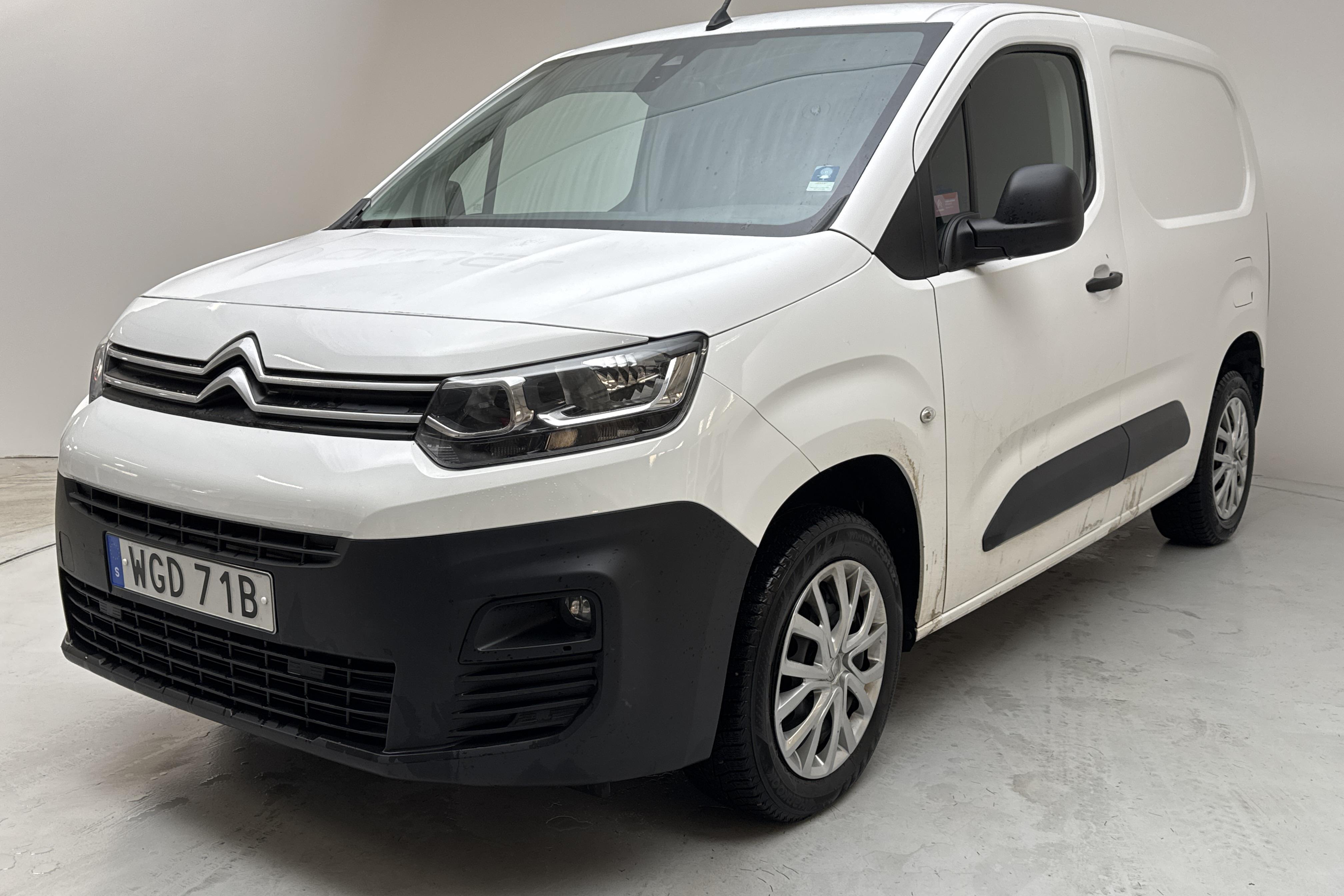 Citroen Berlingo 1.5 BlueHDi Skåp (130hk) - 59 250 km - Automatyczna - biały - 2021