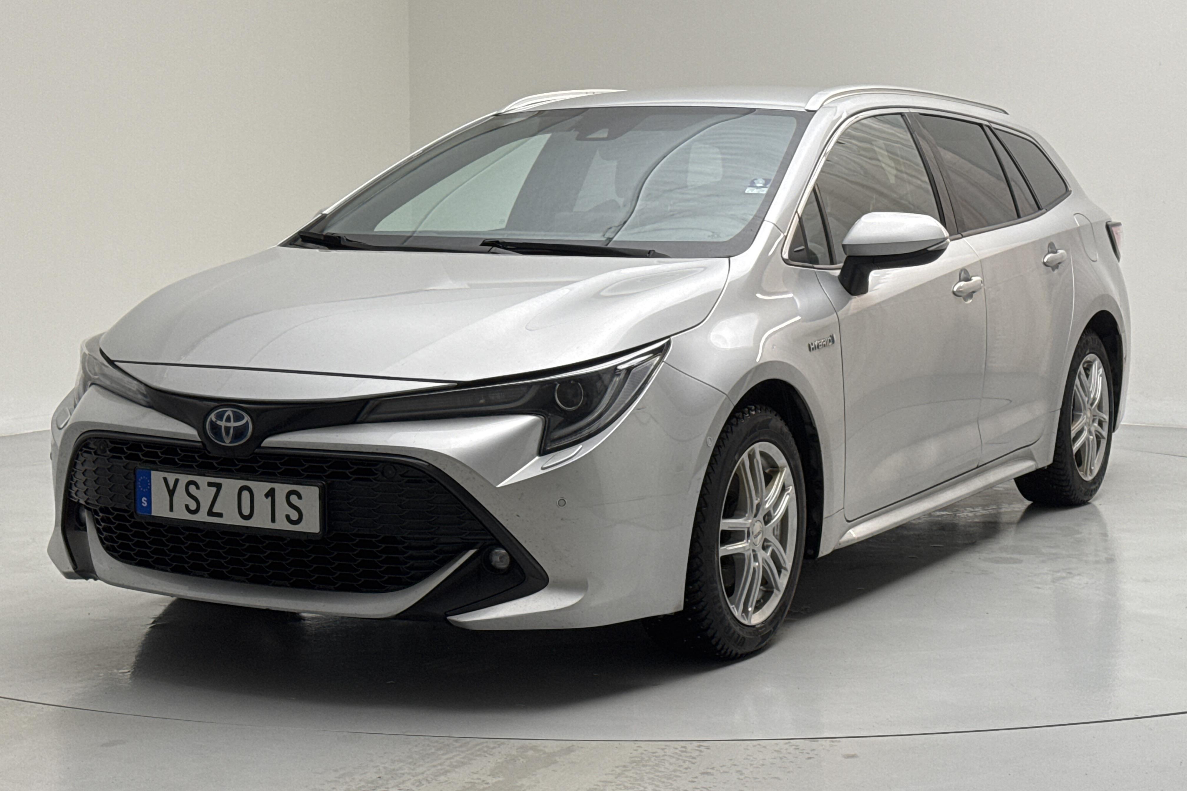 Toyota Corolla 1.8 Hybrid Touring Sports (122hk) - 115 470 km - Automatic - silver - 2021