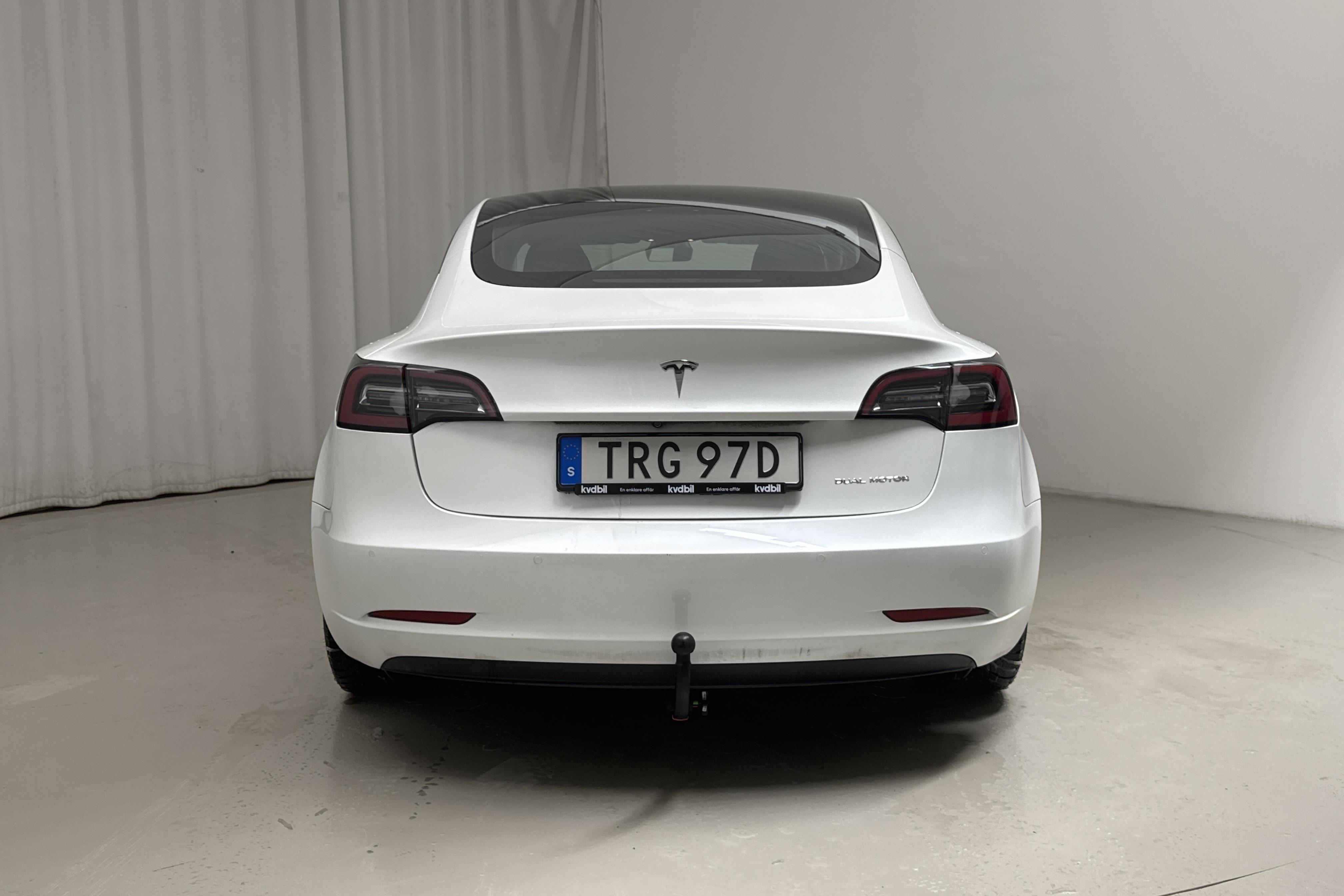 Tesla Model 3 Long Range Dual Motor AWD - 53 730 km - Automatic - white - 2021