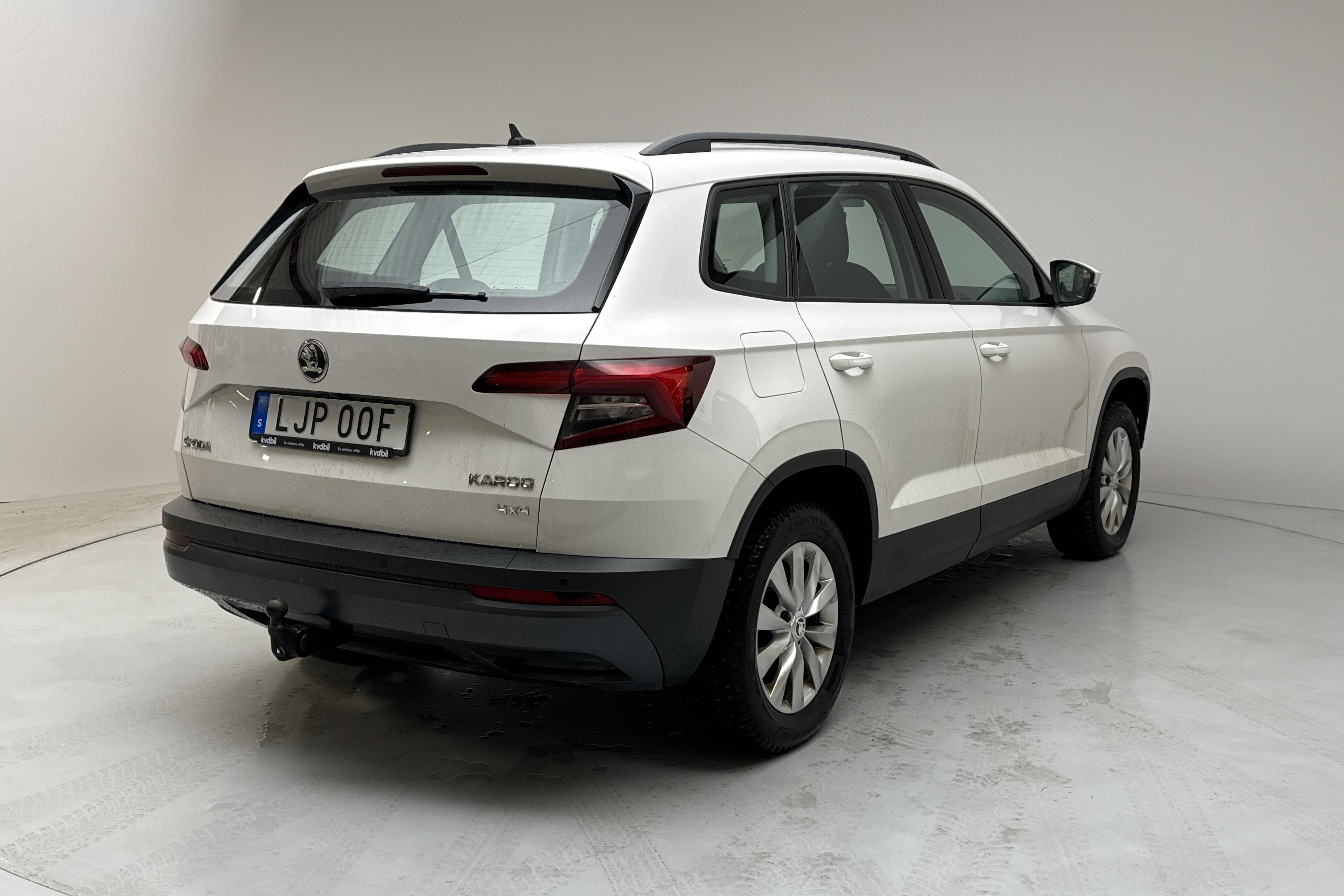 Skoda Karoq 2.0 TDI 4X4 (150hk) - 243 820 km - Manualna - biały - 2019