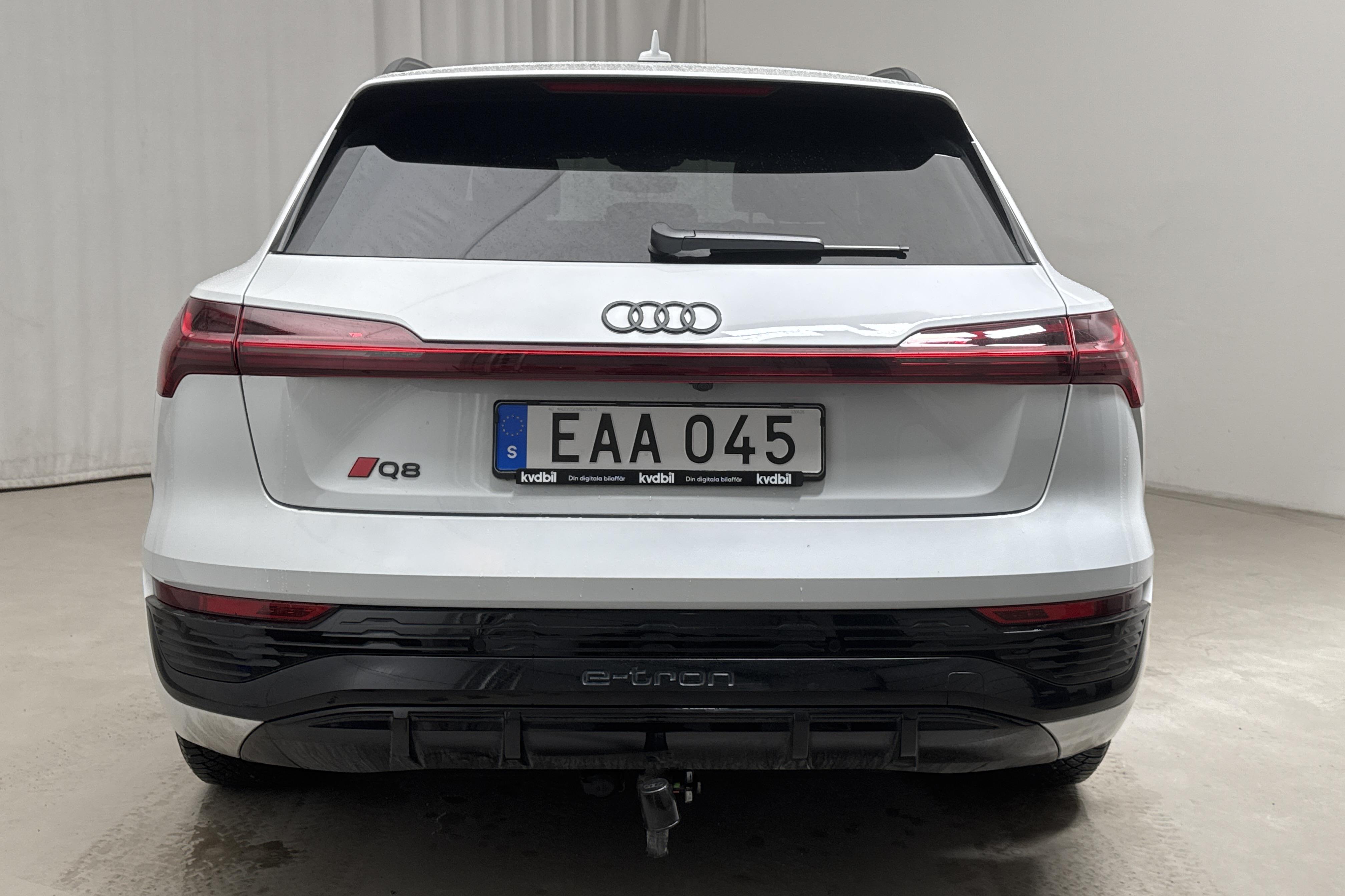 Audi Q8 55 e-tron quattro (408hk) - 23 980 km - Automatic - white - 2024