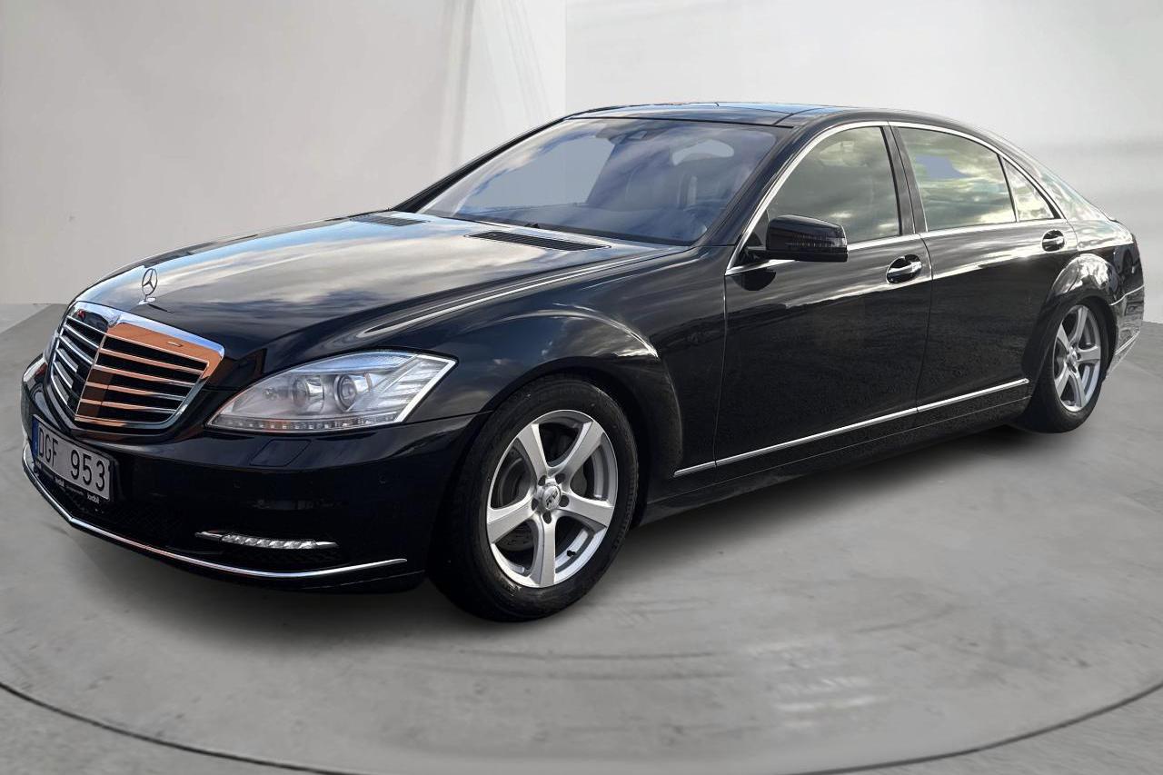 Mercedes S 400 Blue Hybrid W221 (279hk) - 117 130 km - Automaattinen - musta - 2010