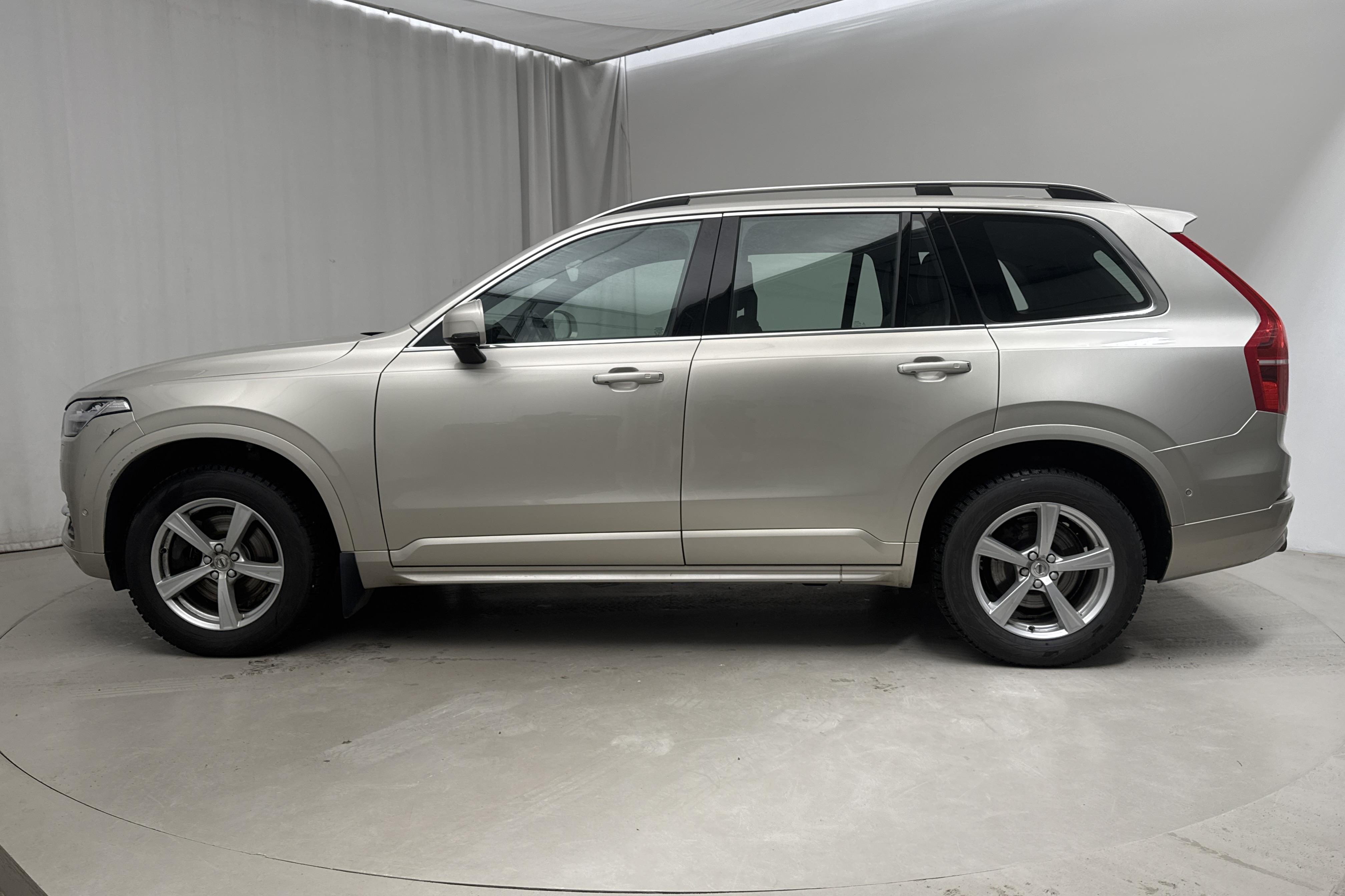 Volvo XC90 D5 AWD (235hk) - 7 484 mil - Automat - Light Brown - 2017