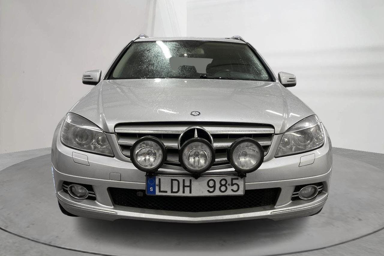 Mercedes C 220 CDI BlueEfficiency Kombi S204 (170hk) - 28 931 mil - Automat - silver - 2011