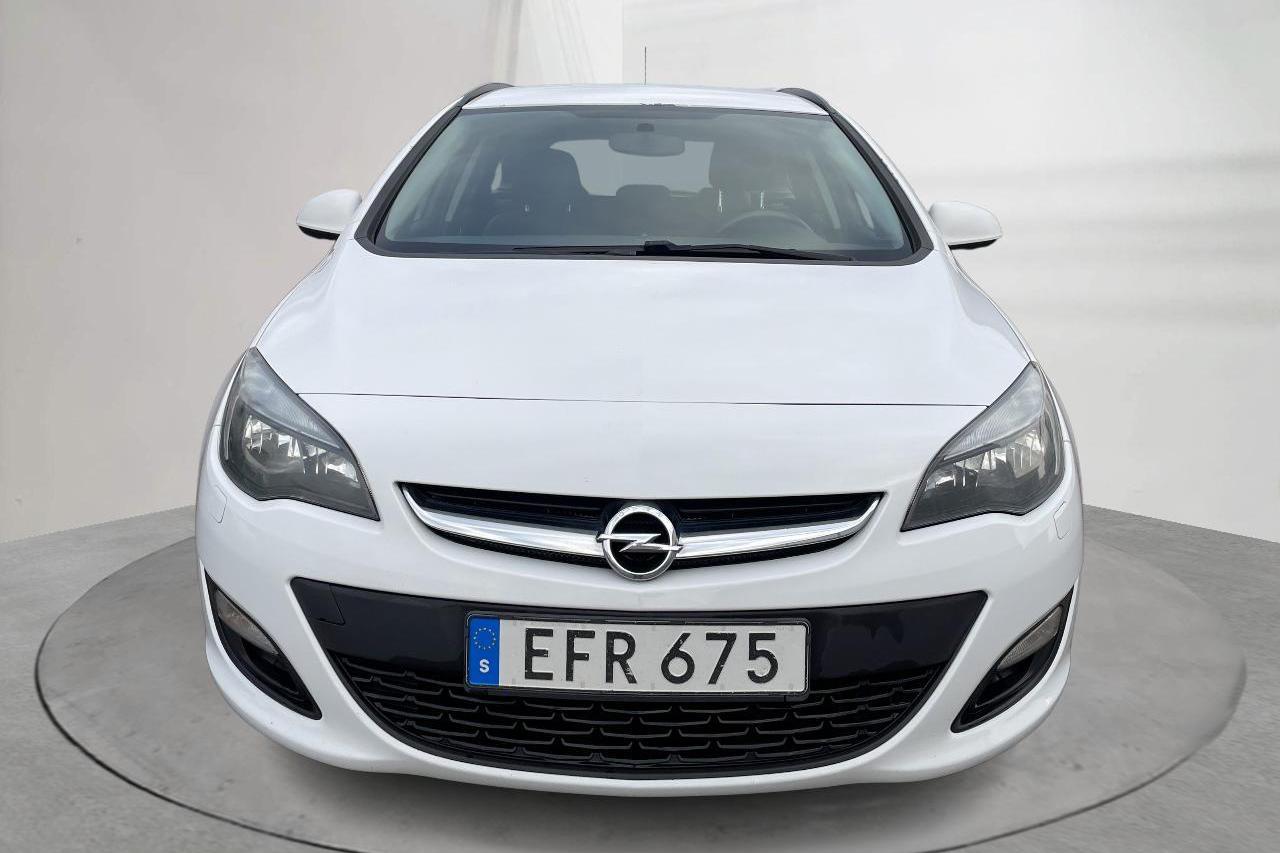 Opel Astra 1.6 ECOTEC Sports Tourer (115hk) - 147 190 km - Manuaalinen - valkoinen - 2014