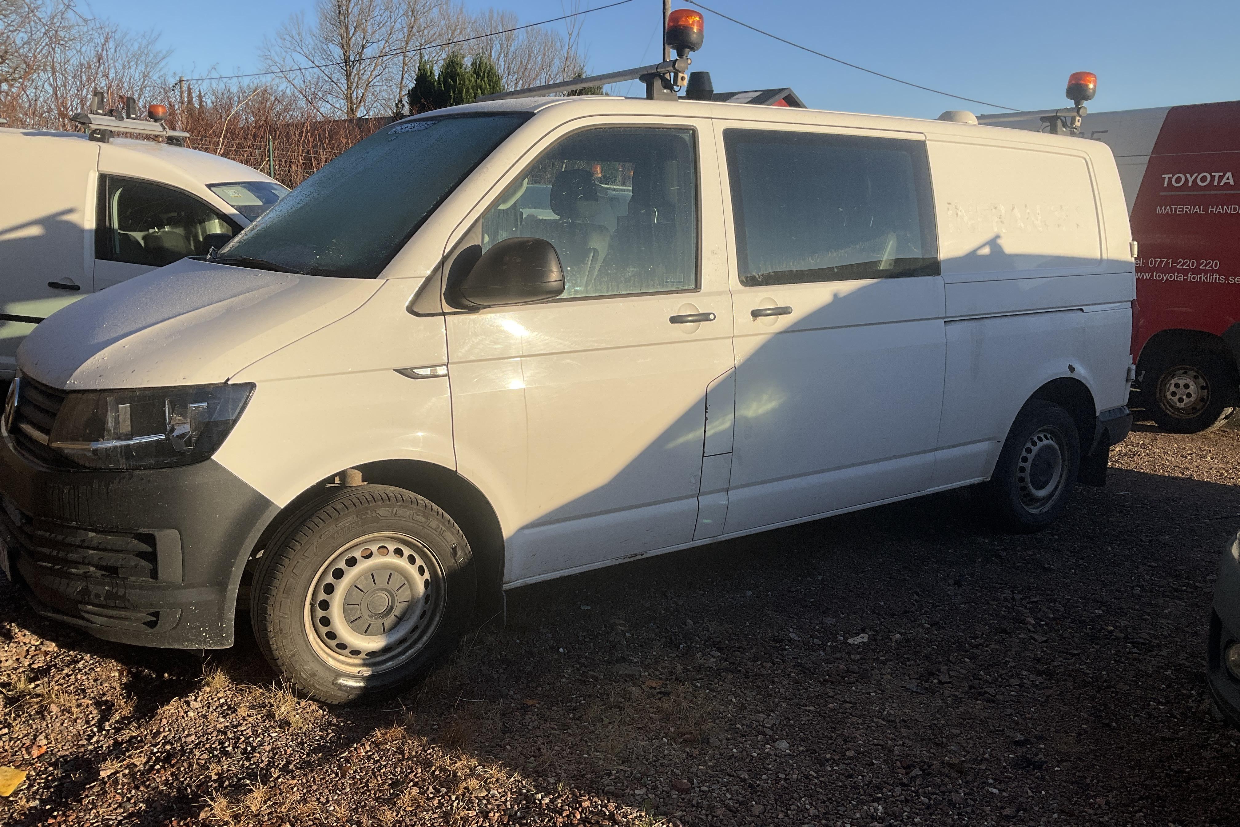 VW Transporter Kombi T6 2.0 TDI BMT 4MOTION (150hk) - 213 410 km - Manual - white - 2017