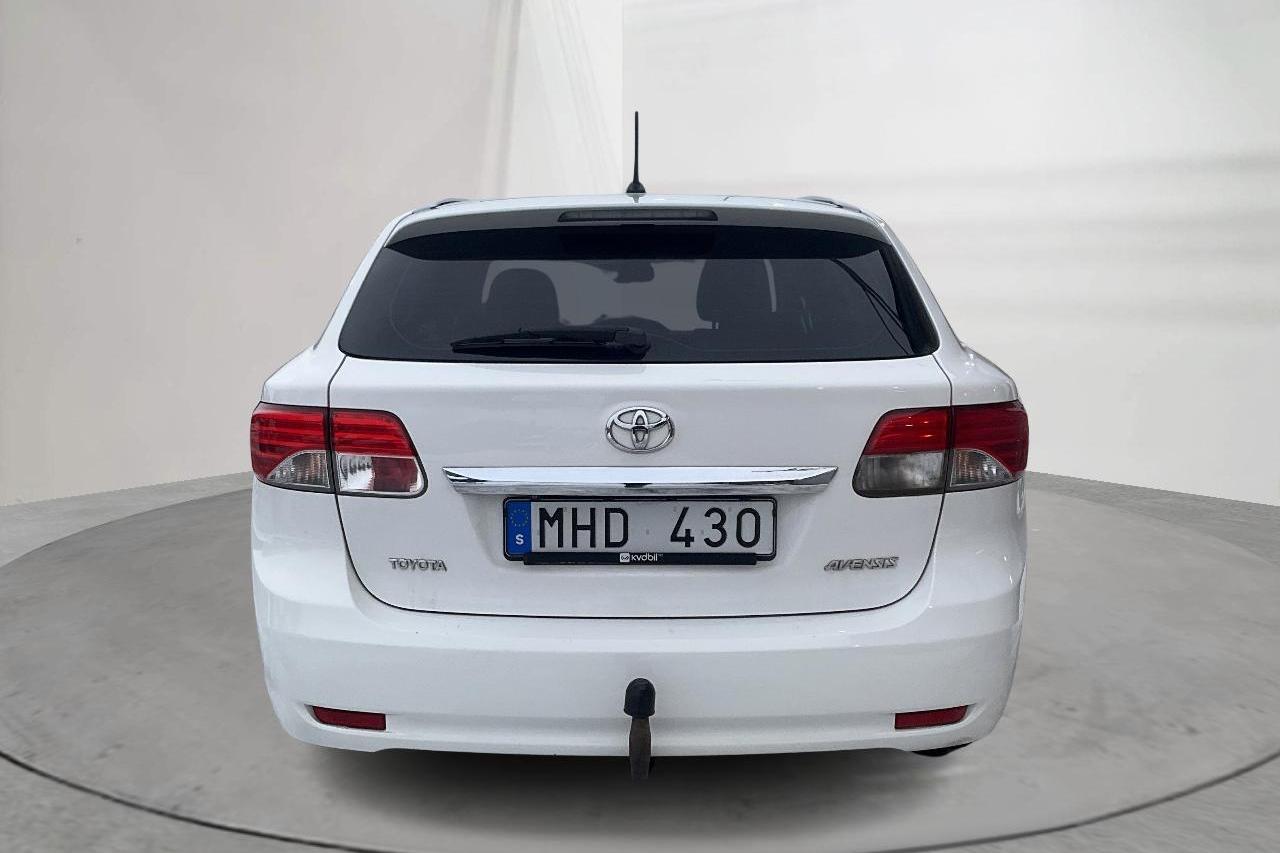 Toyota Avensis 2.0 D-4D Kombi (124hk) - 25 170 mil - Manuell - vit - 2012